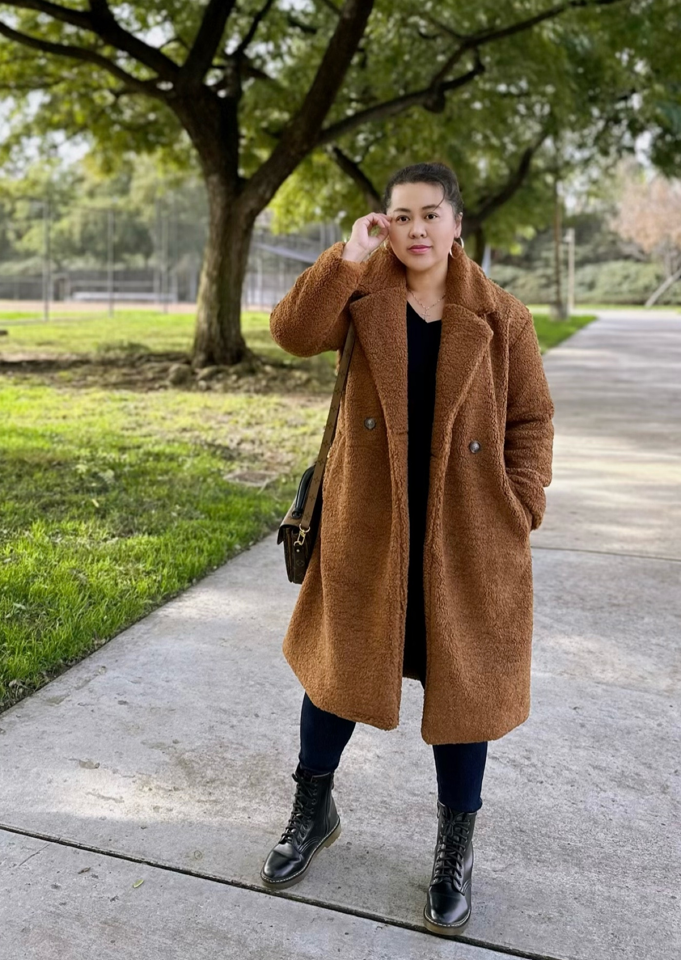 Teddy Coat 🧥 for winter are my favorite, this is very soft, lightweight and fluffy 😃

Size Medium Petite 

#LTKstyletip #LTKFind #LTKSeasonal