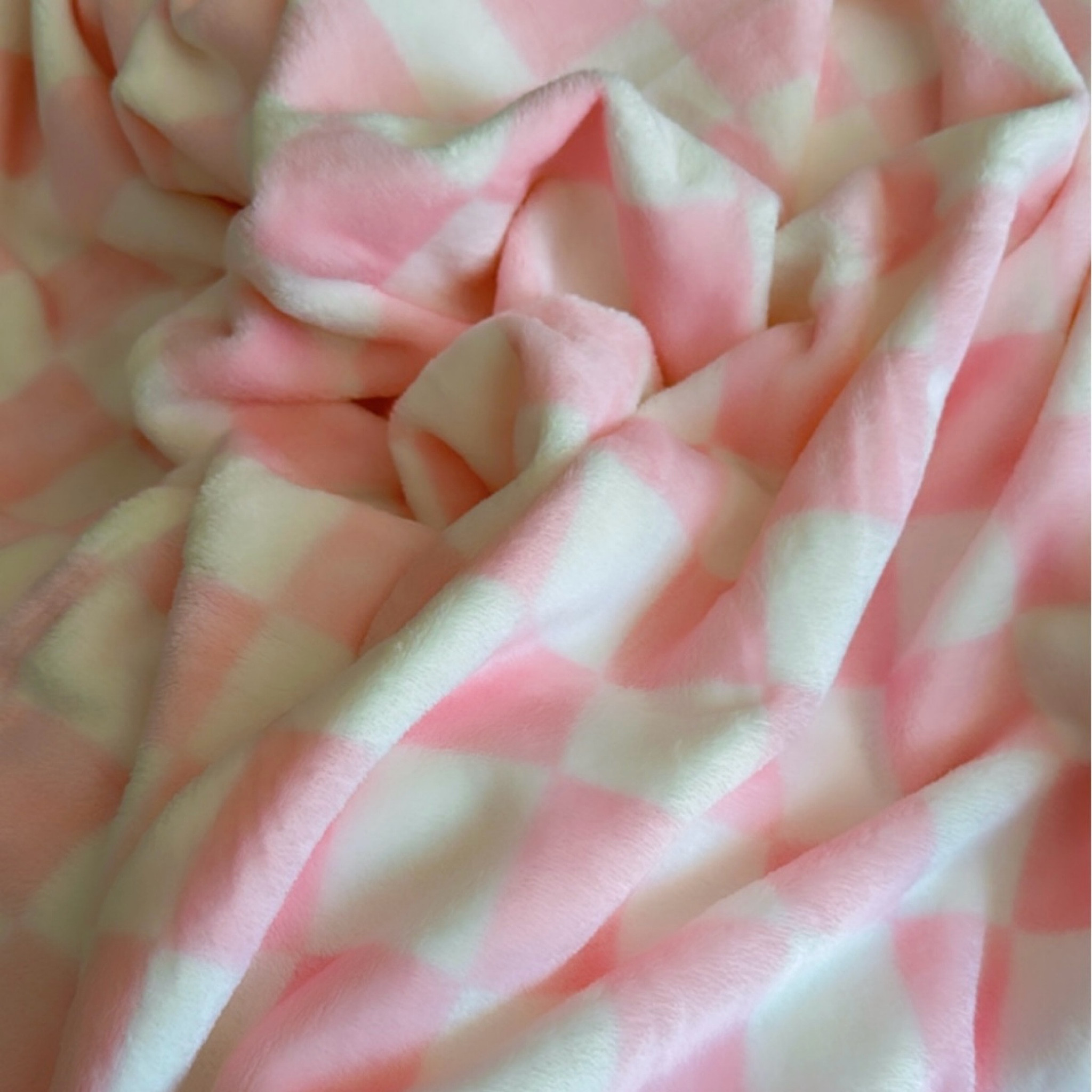 The cutest and comfiest checkered blanket! 🩷 I got these for my girls as part of their Valentine’s Day gift last year and they still use them All the time!! 💕
More colors are available. 

#LTKfindsunder100 #LTKkids #LTKfindsunder50

#LTKFindsUnder50 #LTKKids #LTKHome