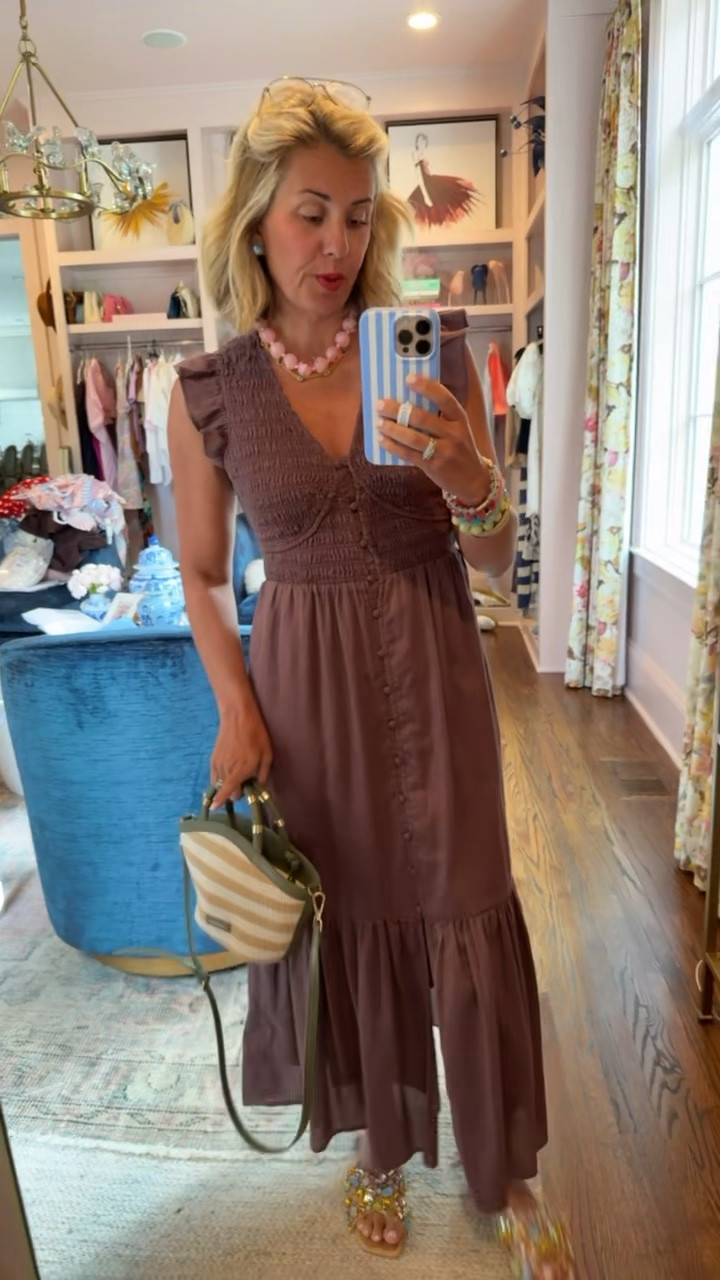 Racing out the door to a meeting and my dress is restocked!!! 
Dress - xs 
Sandals - 7 (size 1 down) 

*Use my code Catherine20 at A+B
 *Use code Mixandmatchmadness at Loopy

#LTKootd #LTKdayinmylife #LTKSeasonal