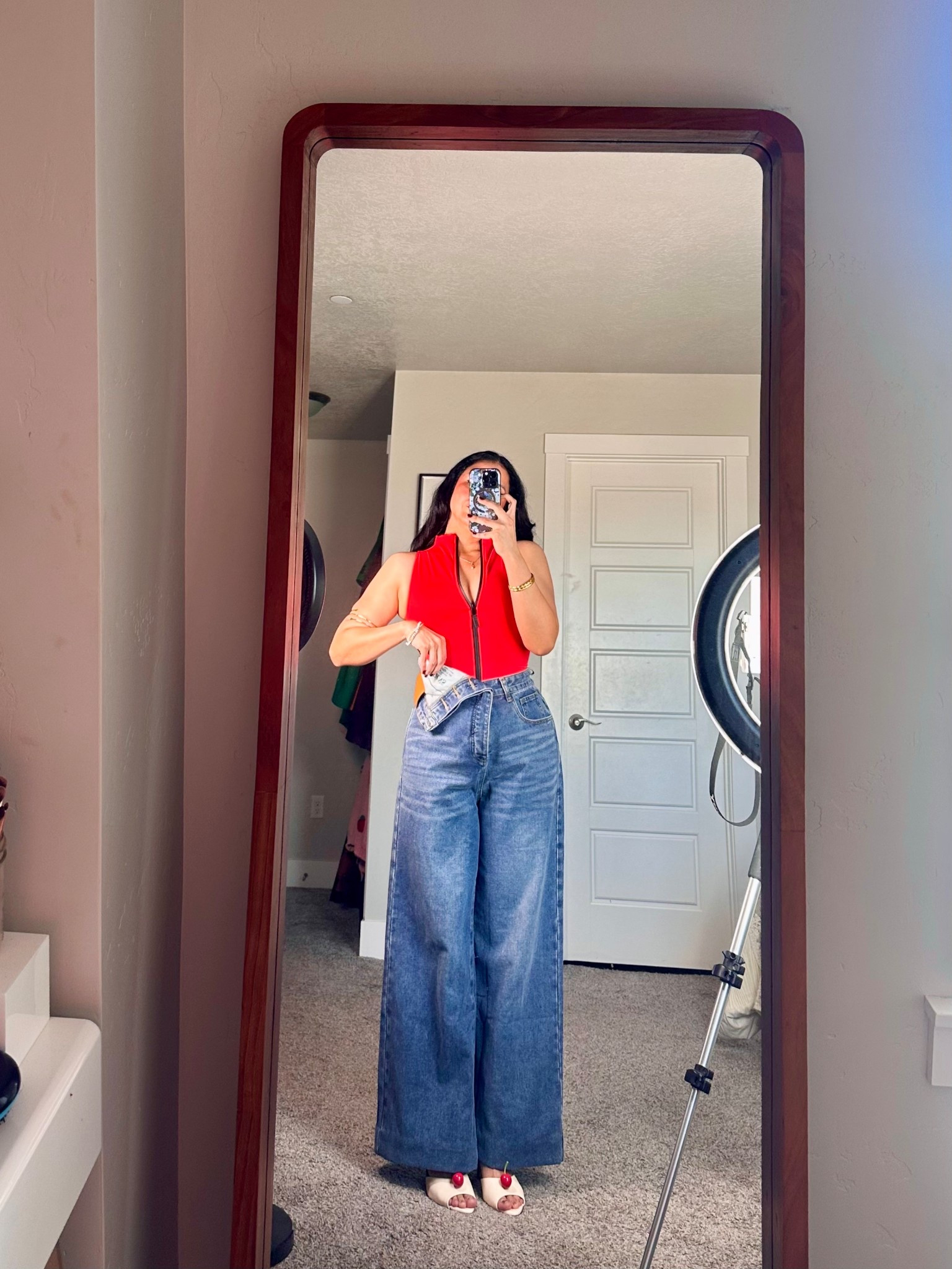 Bodysuit/swimsuit is a size small, fits very true to size 

#LTKSpringSale #LTKdayinmylife #LTKmomlife