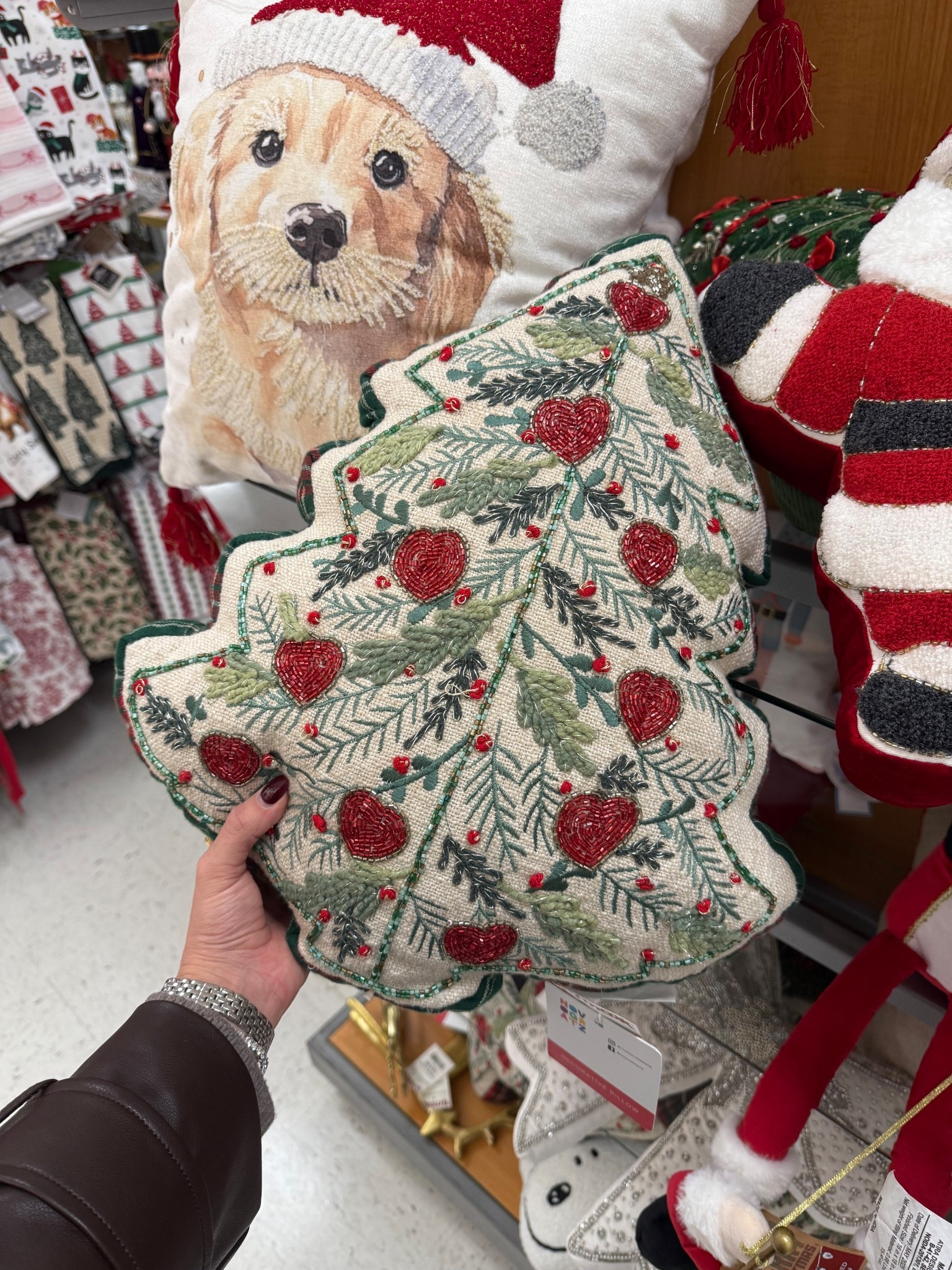 The cutest Christmas tree pillows linked here! 

#LTKGiftGuide #LTKHoliday #LTKHome