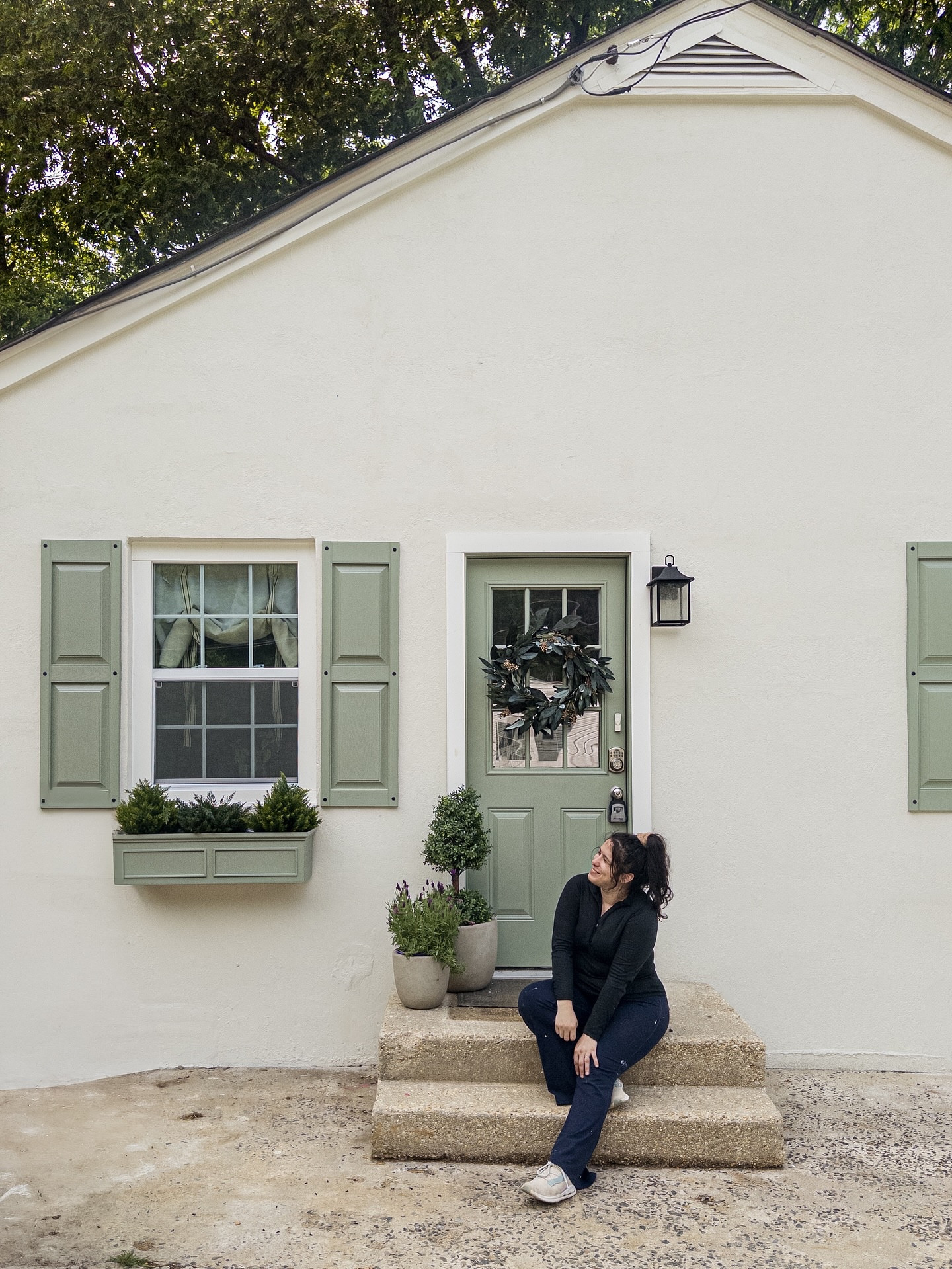 Just a little side yard before and after ✨SWIPE✨but honestly, there’s so much more than what you see.

This kind of transformation takes a lot of brainstorming… a lot of trust… and a whole lot of “okay, just hear me out” moments (because half the time, the vision in my head is so hard to explain).

Billy and I have become a really good team, and this project took SO much prep all of which was done by @tacticalbuildersllc. I’m so grateful for Billy’s patience in rolling with my ideas and for helping me bring this old house back to life, one project at a time.

Oh, and the flower boxes? Flowers coming soon 🌺 along with a little staging to cozy it all up. I can’t wait to see it all come together with the furniture and decor- one more thing to go!

Green: coastal plain SW
Off white: White Duck SW 

#beforeandafter #sideyardmakeover #teamworkmakesthedreamwork #homerenovationjourney #restoringthisoldhouse #beforeandafterhome #fixerupperlife #renovationlife #oldhousecharm #diyproject #billyandzenia #thisoldhouse #bringingithometogether #sideyardtransformation #homemakeover #trusttheprocess #creativeprocess #cottagevibes #greendoor #curbappeal #flowerboxescomingsoon #beforeandaftermagic