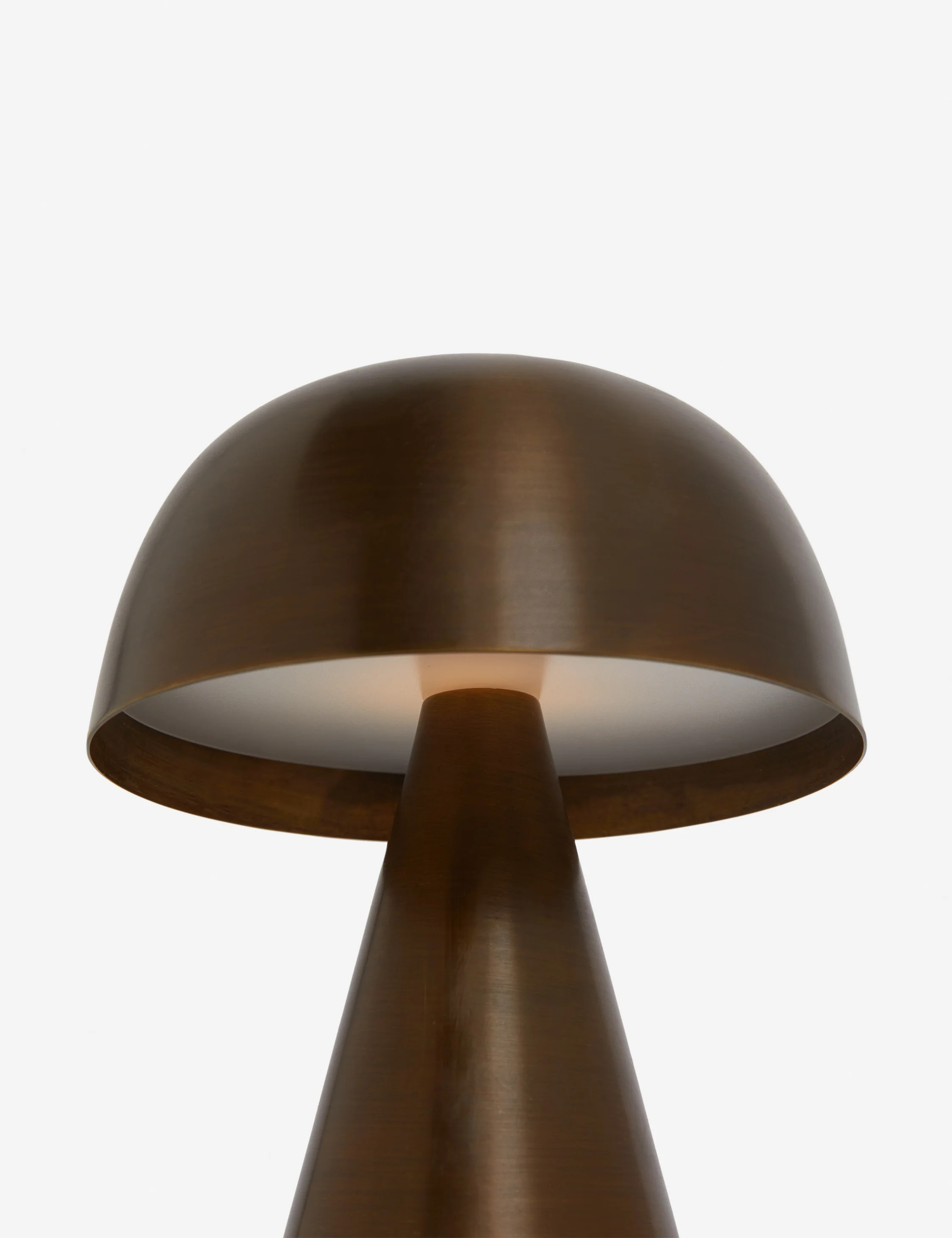 Wembley Cordless Table Lamp | Lulu and Georgia 