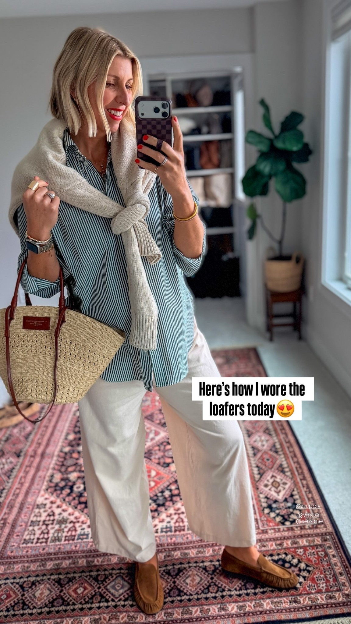 Here’s how I wore the 
loafers today😍 @vince  @sezane  @zsupply