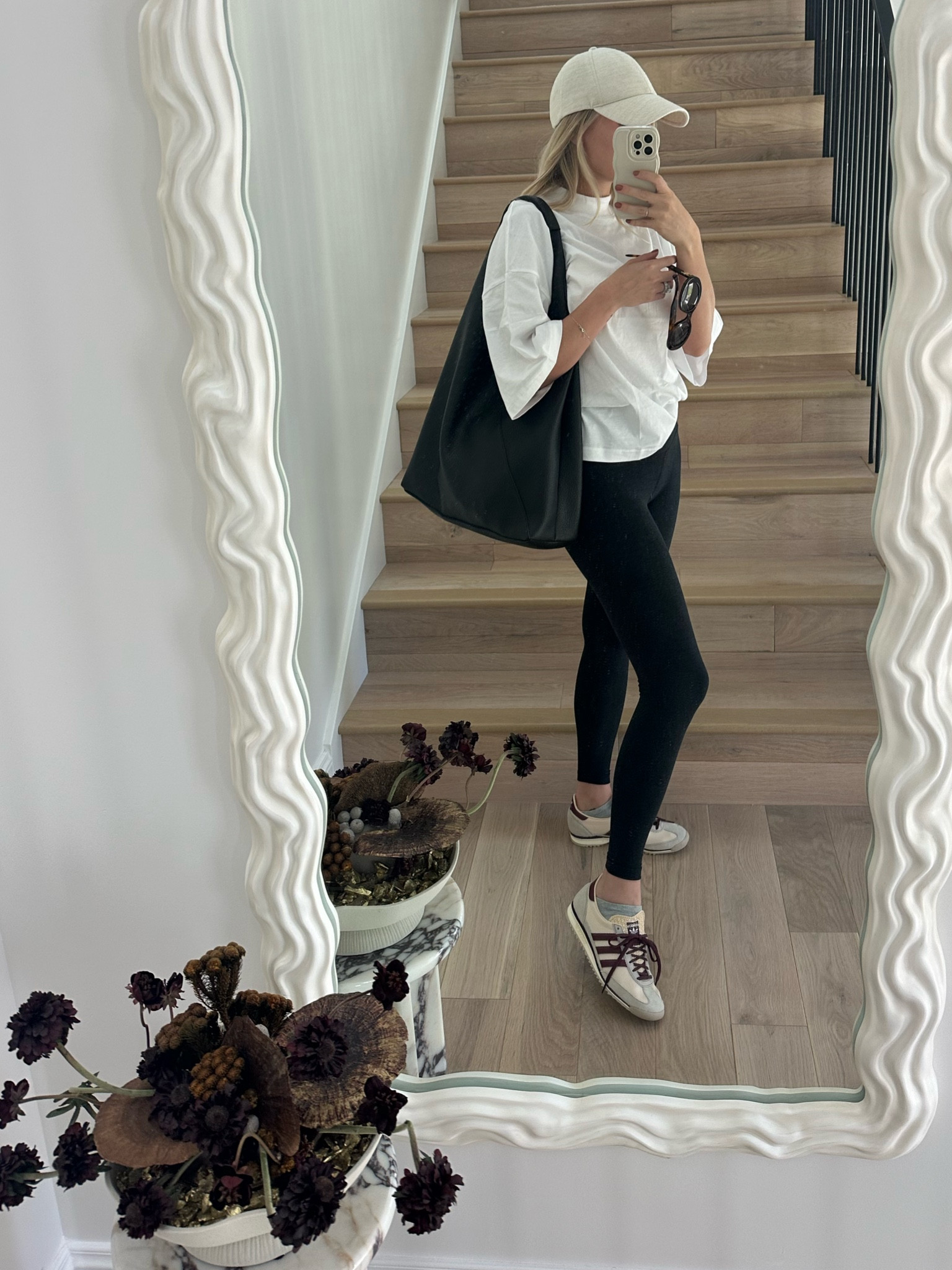 mommy errands 

#LTKShoeCrush #LTKActive