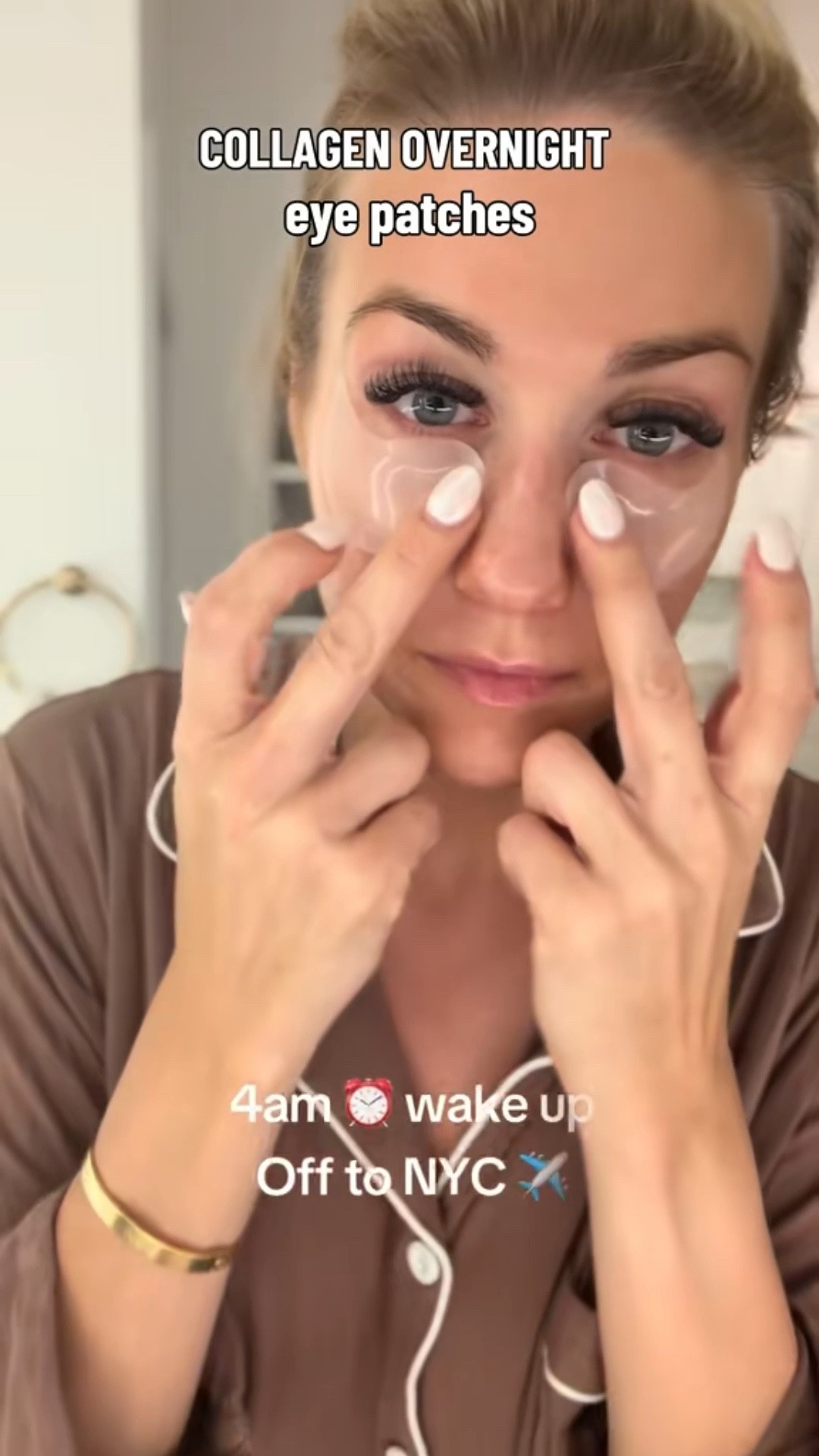 These eye patches have officially earned a permanent spot in my travel bag. ✈️✨

After a 4 AM wake-up call for our trip to New York City, my under-eyes needed all the help they could get. 😅

I popped these on while getting ready and they helped de-puff, hydrate, and make me look a little more awake before a full day of exploring the city with my family.

✔️ De-puffing caffeine
✔️ Brightening niacinamide
✔️ Hydrating hyaluronic acid
✔️ Firming peptides & collagen

Mom life, travel days, late nights, early flights… these are coming with me every single time.

Shop them in my LTK 🤍

#LTKbeauty #travelfavorites #mommusthaves #beautyfavorites #underEyePat

#LTKmomlife #LTKBeauty #LTKTravel