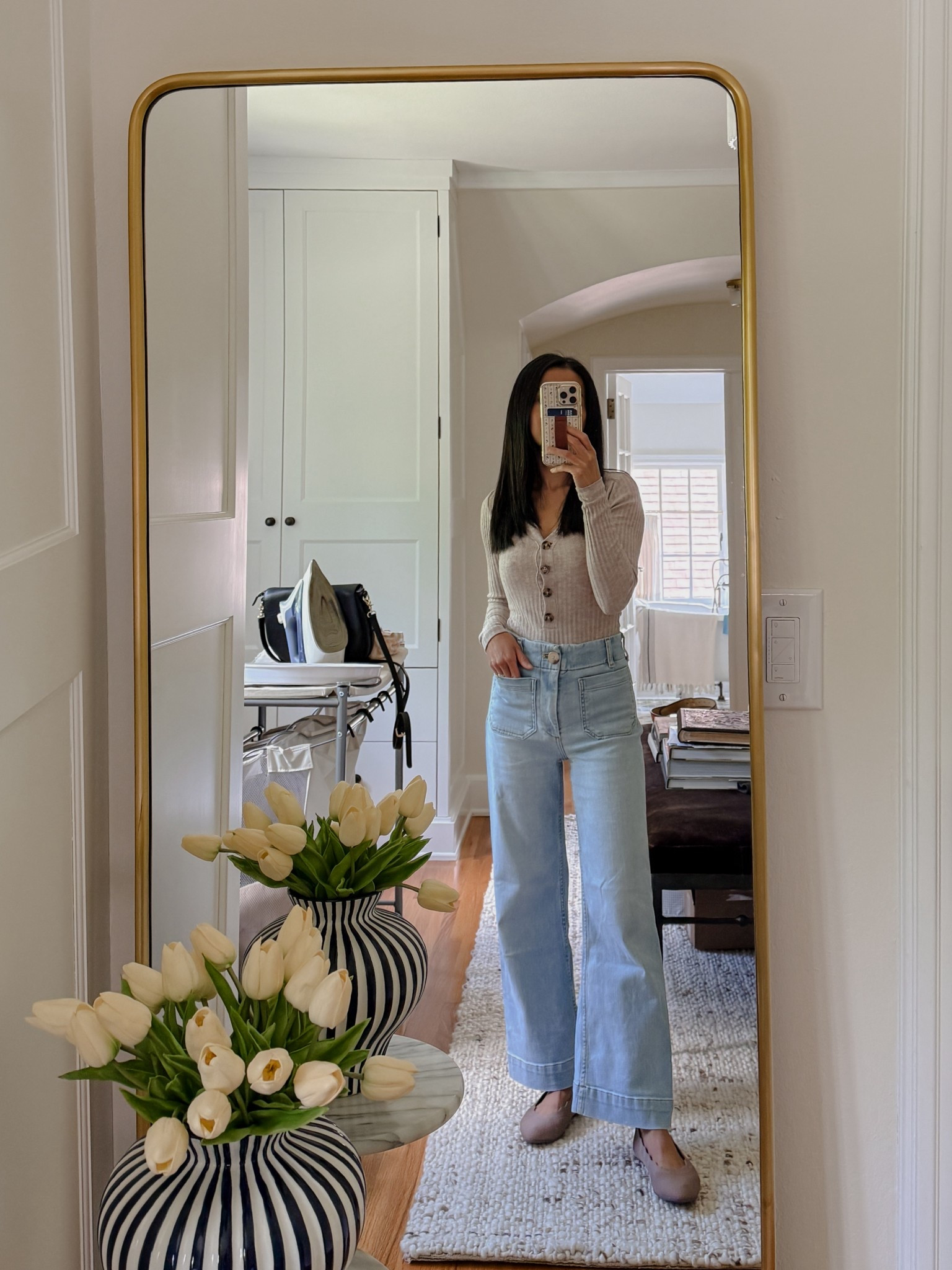 Today’s outfit to my daughter’s band concert wearing my fav jeans style  Jeans that feel like you’re wearing sweatpants but looks cute is a must in my books 🙌  

#LTKOver40 #LTKPetite #LTKStyleTip