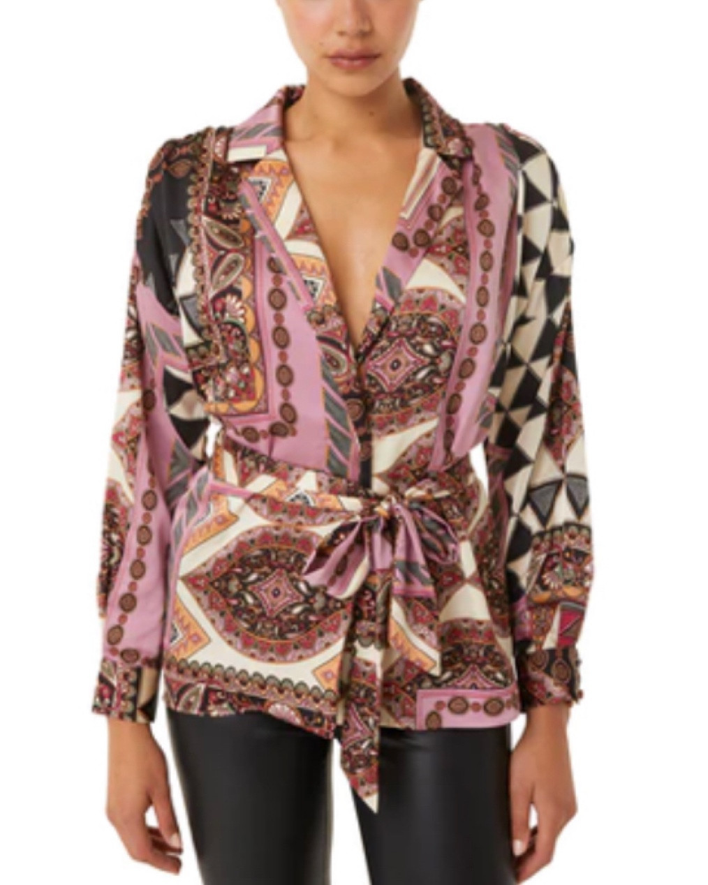 Espectacular kimono para usar con Jeans, leggings o falda en cuero 

#LTKMostLoved