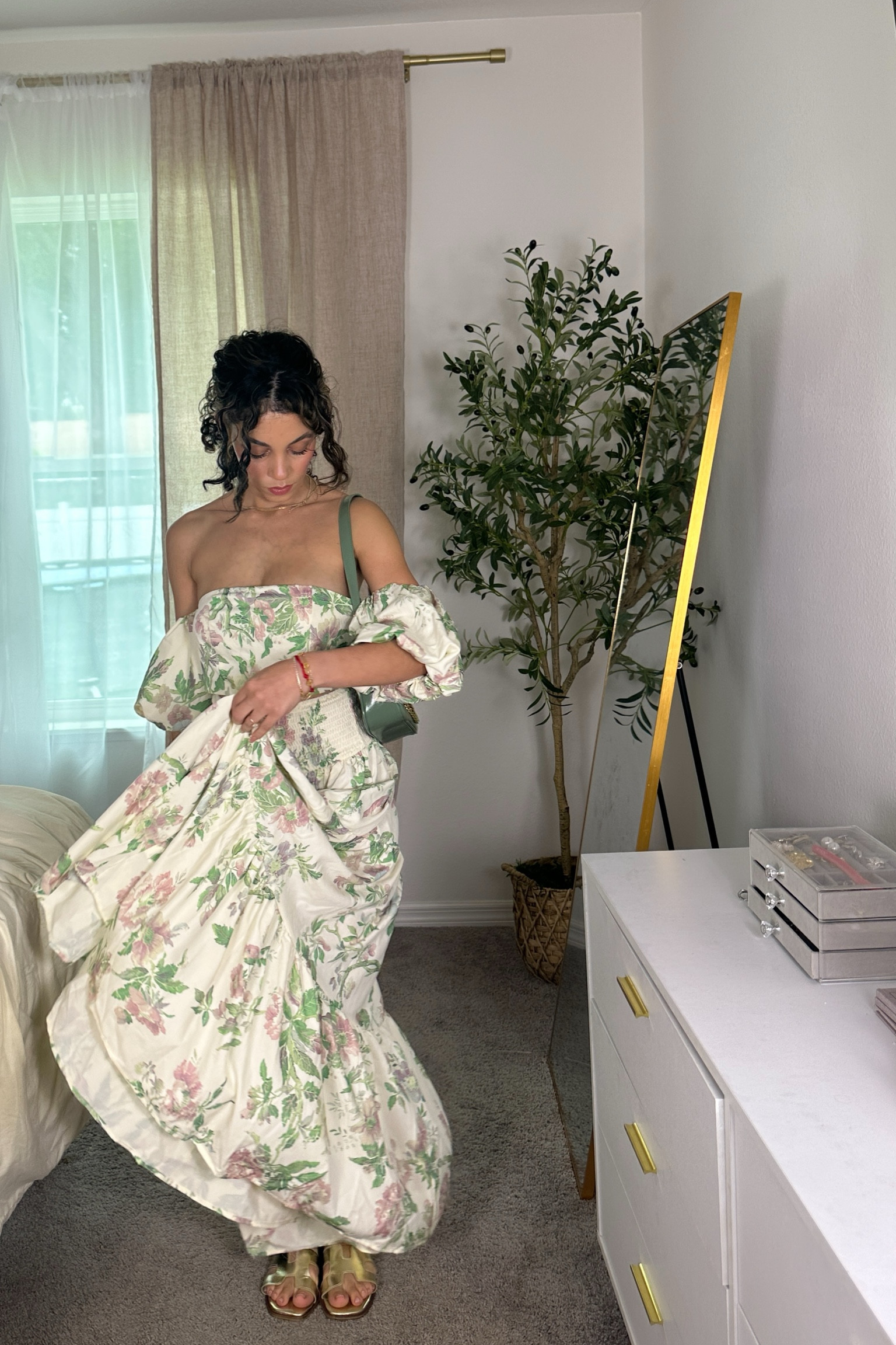 Summer essentials 

#LTKFindsUnder50 #LTKStyleTip #LTKSeasonal