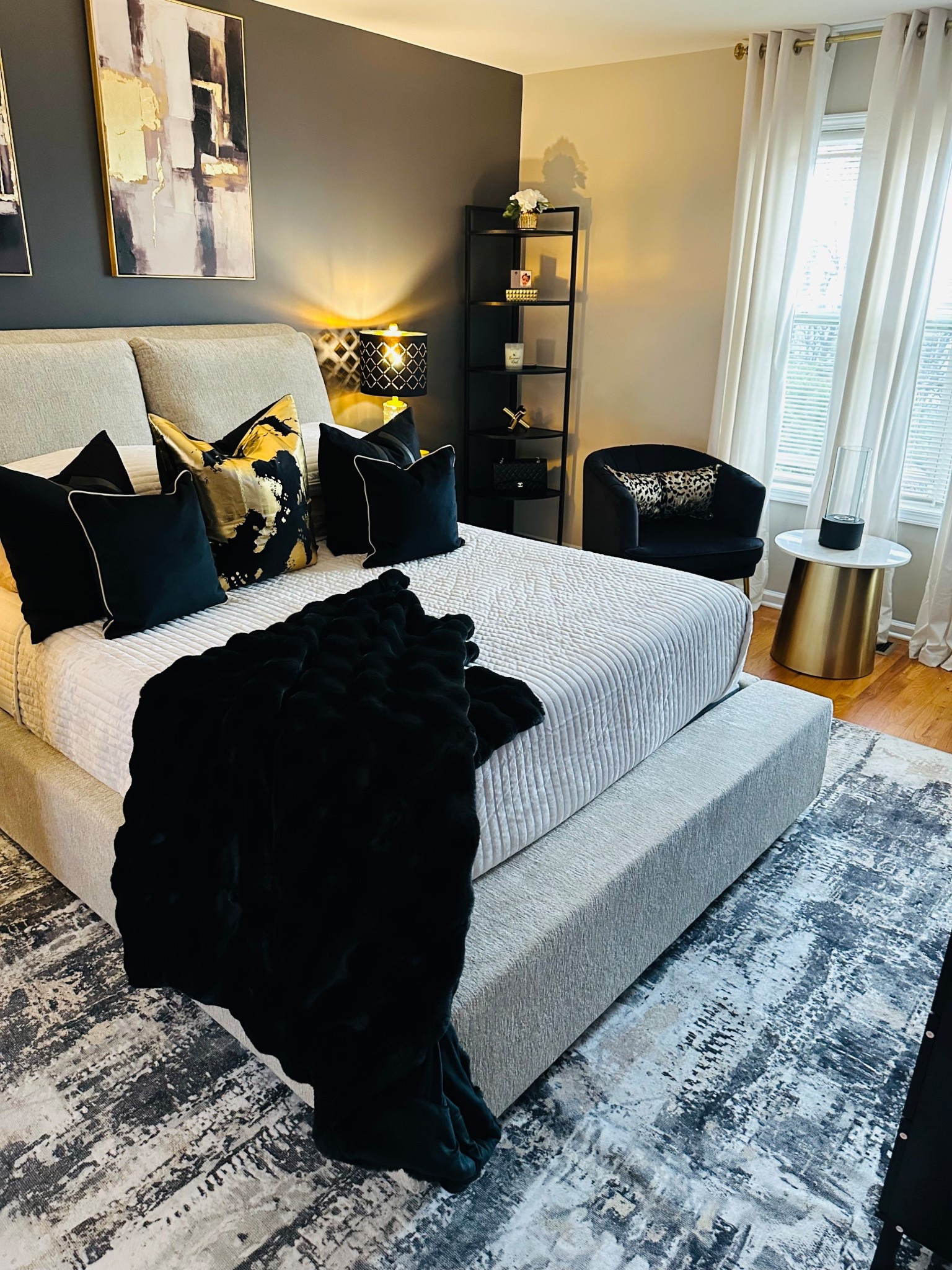 My client absolutely love her bedroom make over! You can find the complete collection of decor items listed here!❤️