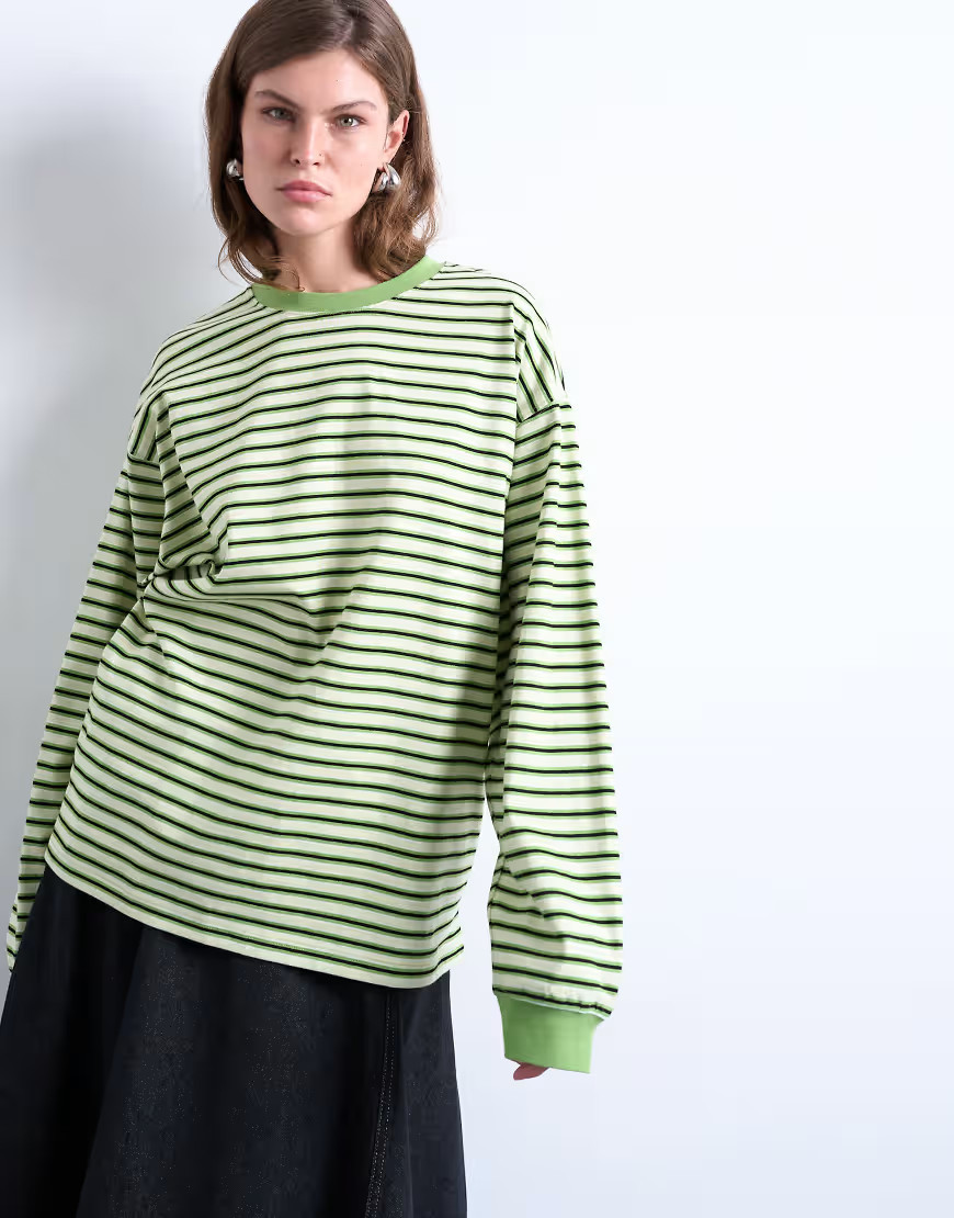 Topshop - Gestreept skater T-shirt met lange mouwen in groen | ASOS (Global)