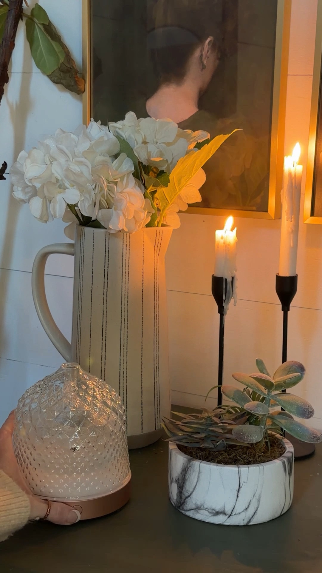 How to Get That Ritz-Carlton Hotel Scent at Home
This essential oil diffuser, electric lighter, and luxury hotel essential oil recreate that iconic Ritz-Carlton inspired smell. Clean, sophisticated, and instantly makes your home feel elevated. One of my favorite ways to make a space feel inviting!

#LTKHome
