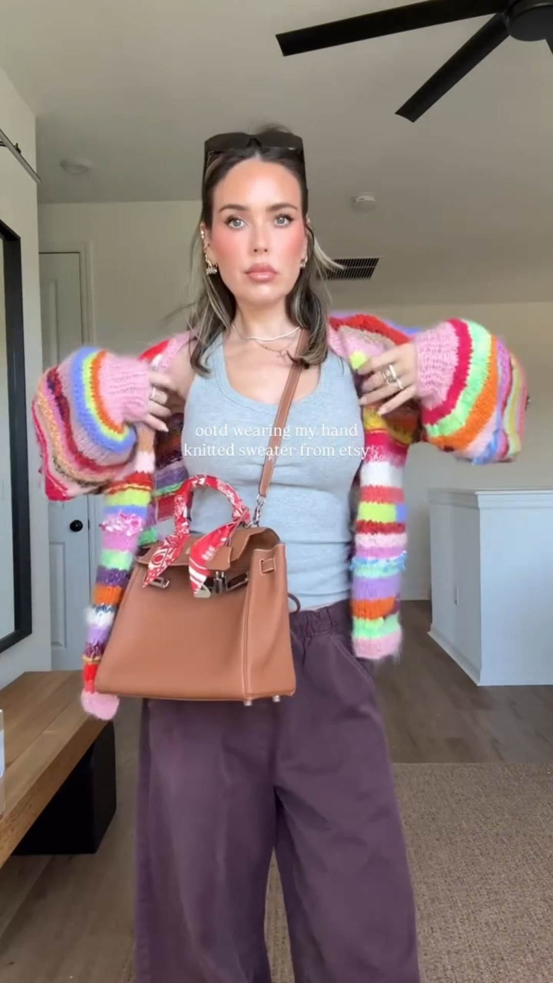 My custom knitted cardigan from @honeyartandnature 💕 great gift (def won’t come in time LOL) but also an heirloom piece for you!! 

Tank & pants - @gap
You can pry my @goldengoose out if my cold d3ad hands