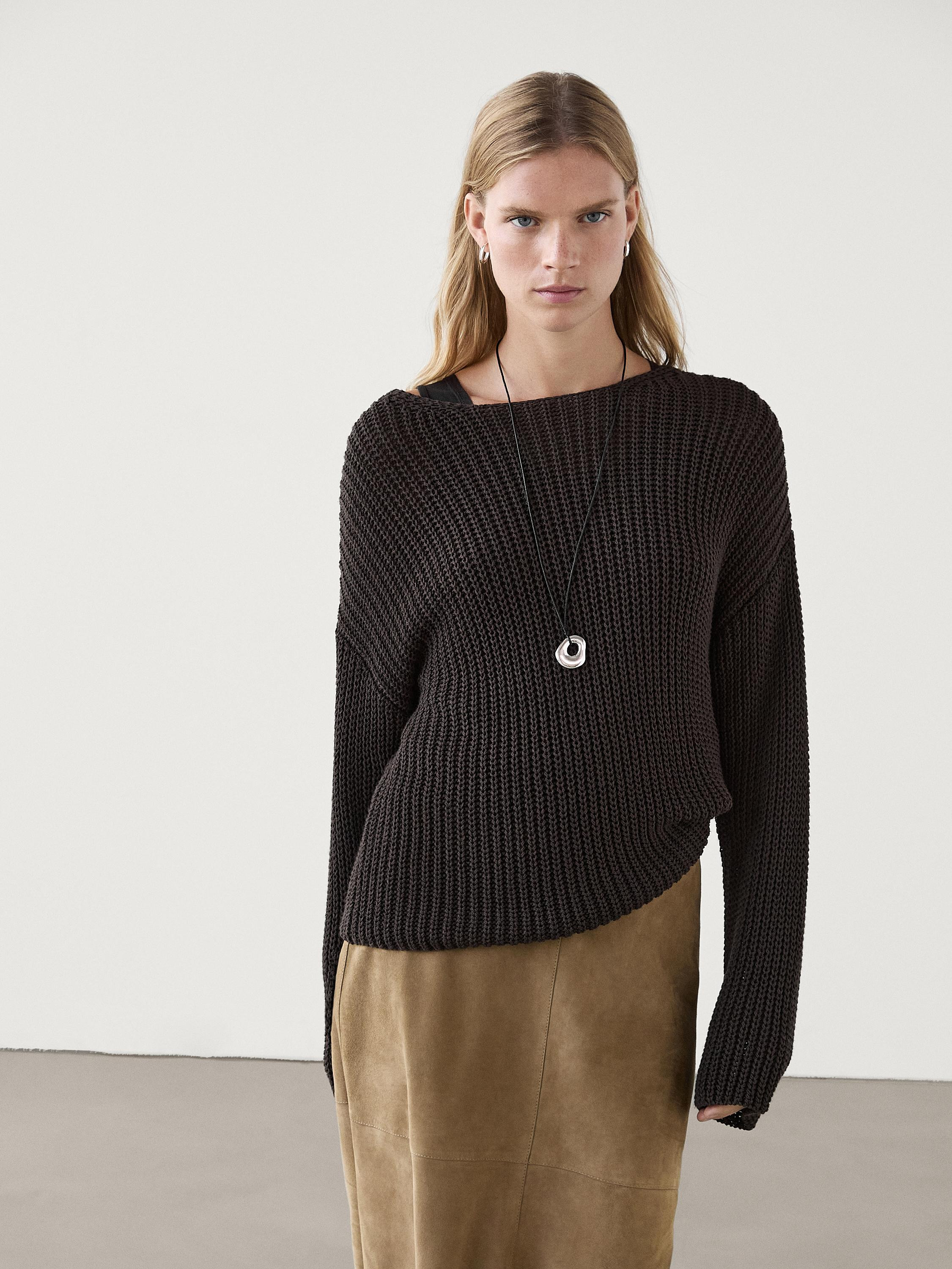 Straight fit suede leather midi skirt | Massimo Dutti UK