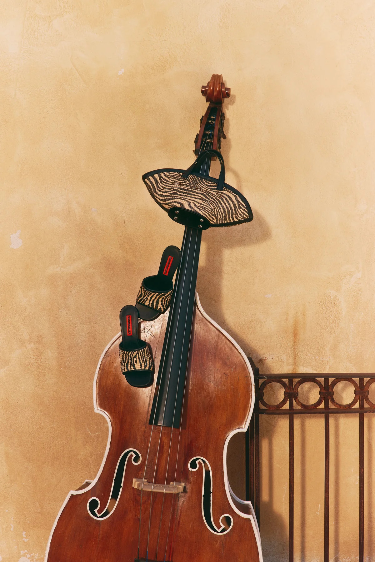 Mini Mercado Tote In Black/Natural Zebra | SIMONMILLER | Simon Miller