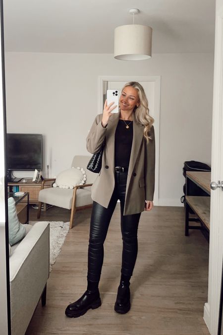 ootd for a rainy day 🖤 
mirror selfie, beige outfit, ankle boots 


#LTKeurope #LTKstyletip