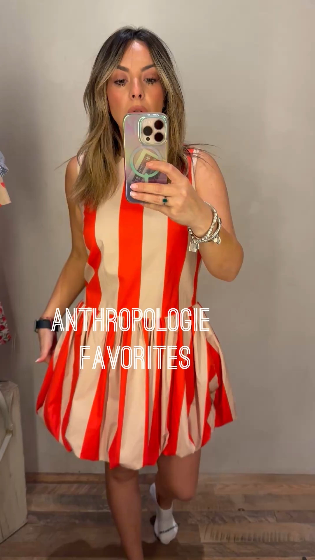 I’m wearing size small, the medium runs big 

#LTKSeasonal #LTKStyleTip #LTKWatchNow