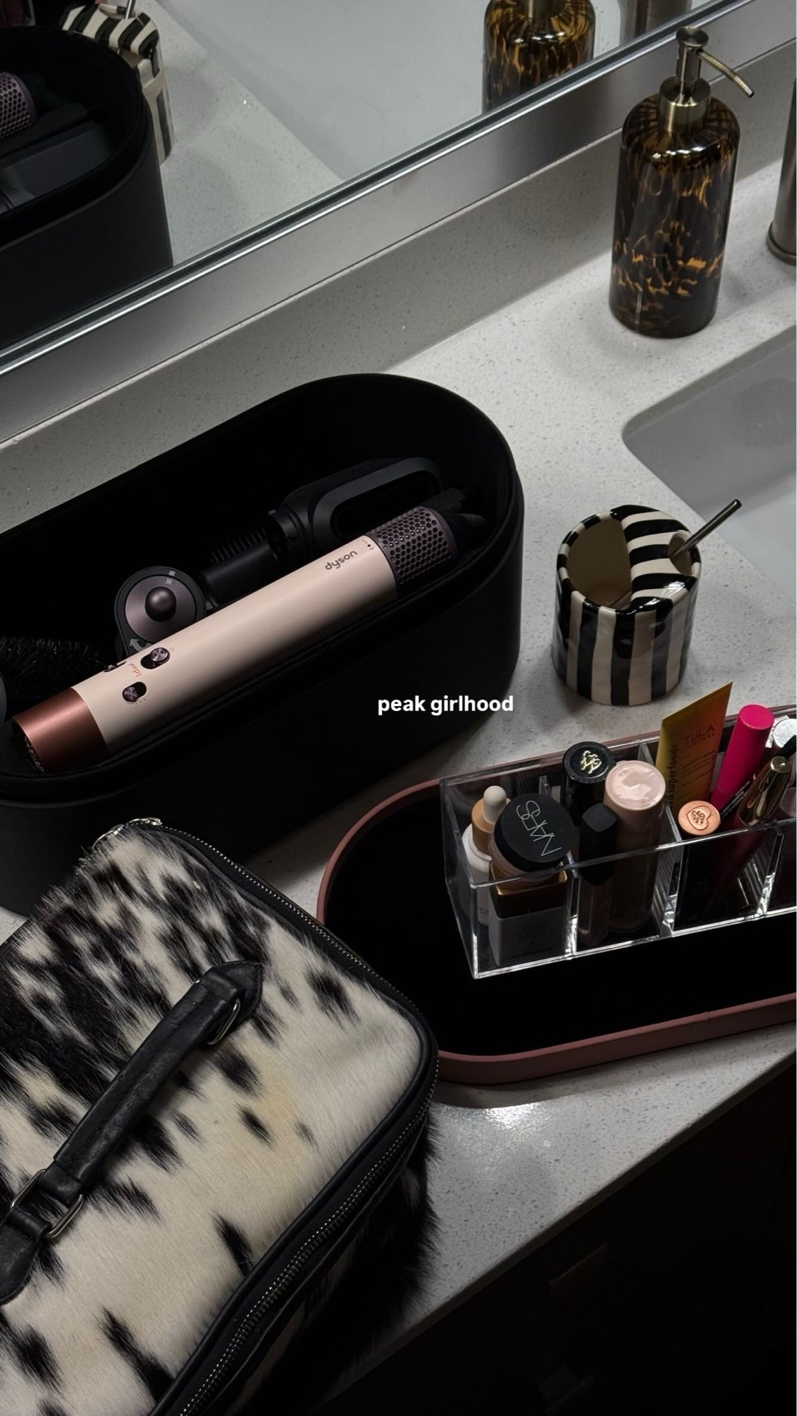 girlhood <3

#LTKgrwm #LTKootd #LTKmorningroutine