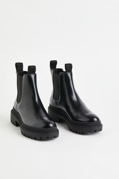 Chelsea boots | H&M (UK, MY, IN, SG, PH, TW, HK)