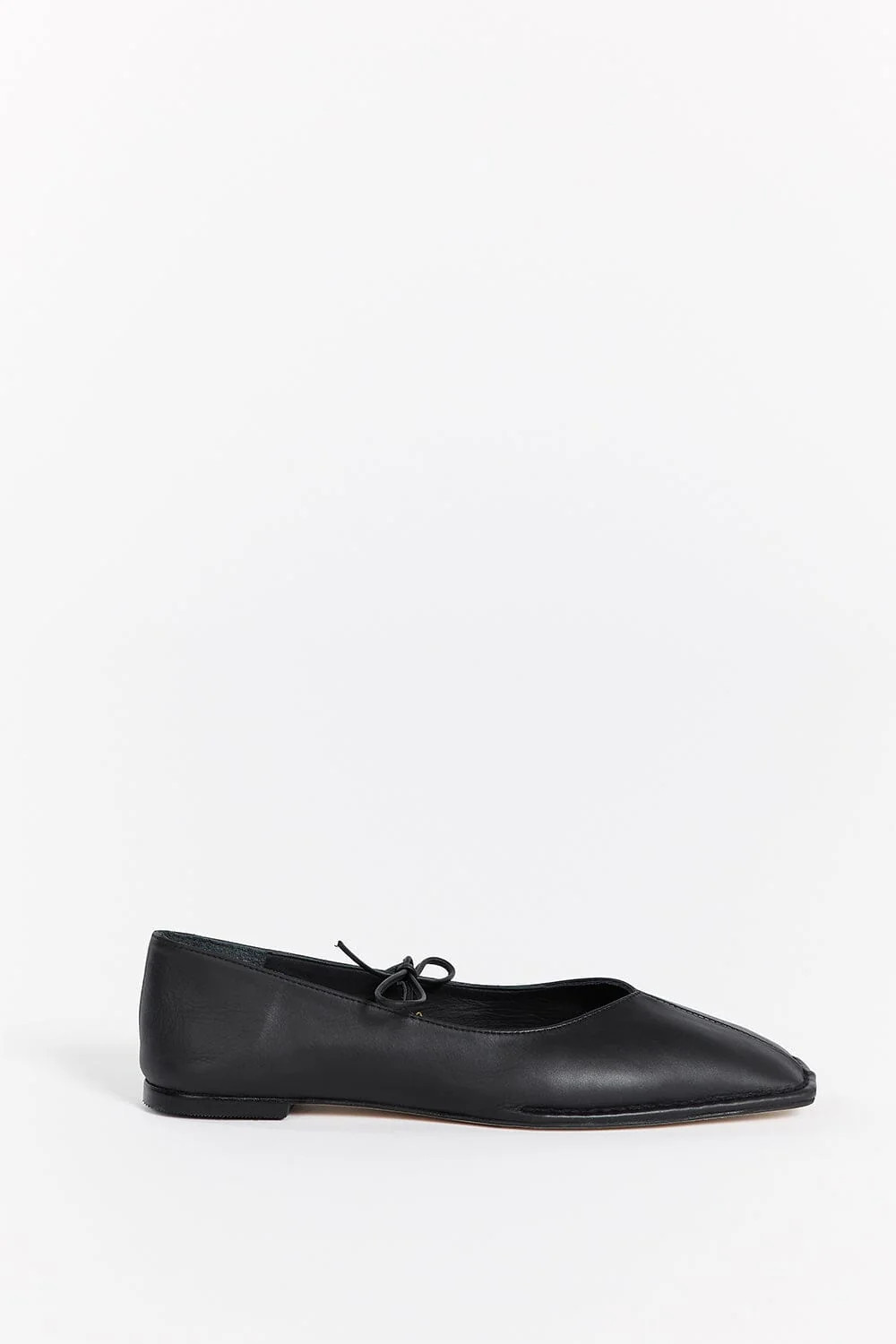ALOHAS SWAY BLACK LEATHER FLATS | DISSH