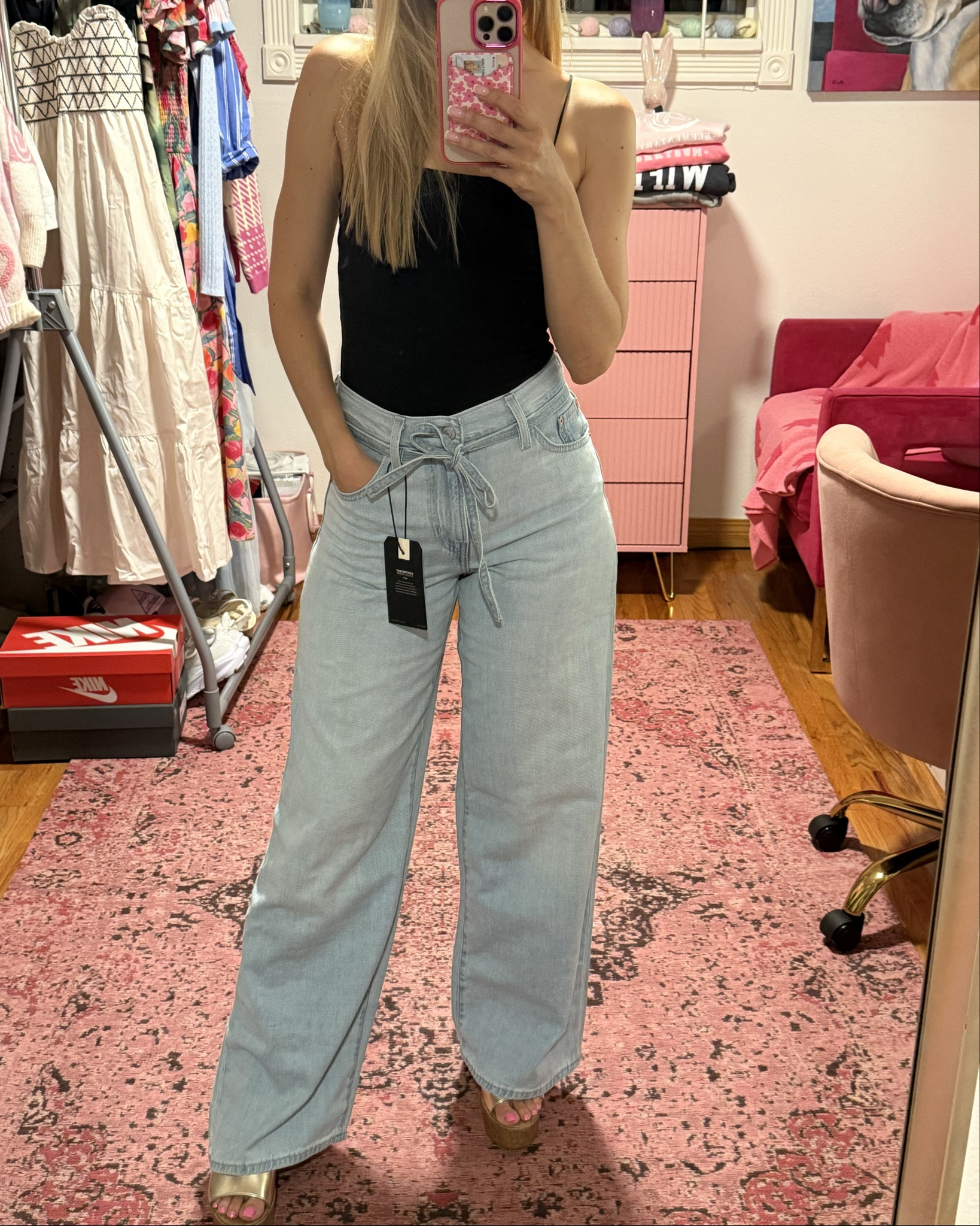 Denim & linen blend. So comfy and light! The perfect summer pant! 

Size: runs large, size down 1 pant size. I’m wearing 23 and 30 length. 

#LTKPetite #LTKSummerEdit