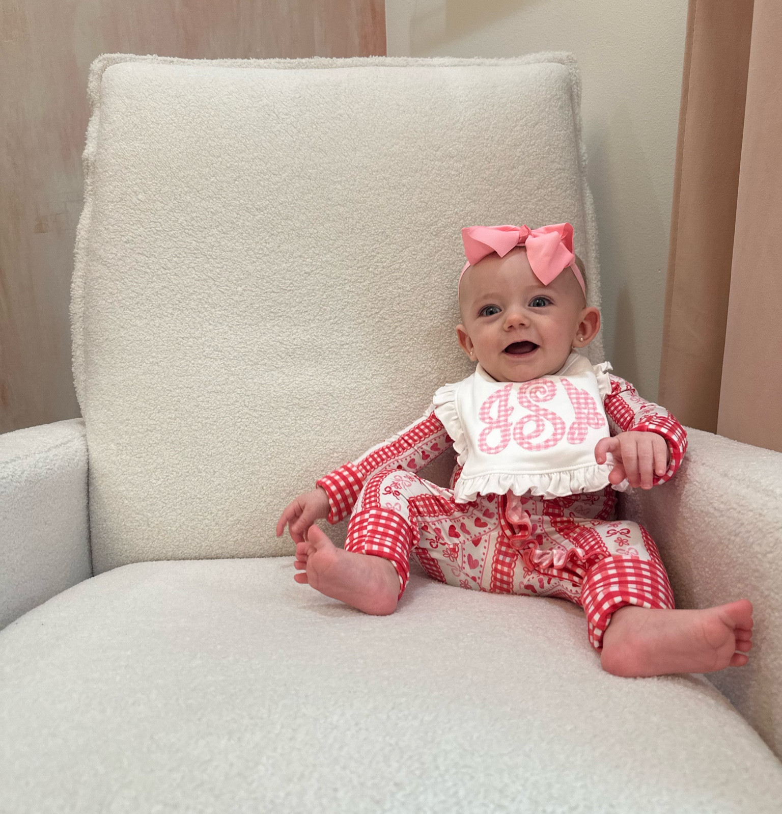 My littlest love’s first Valentine 🎀❤️

Valentine footie is Lullaby Collection “Love Zippy” 

Baby girl outfit links. Valentine girl outfit links. Baby outfit links. Baby links. Nursery links. 

#LTKSeasonal #LTKBaby #LTKMostLoved
