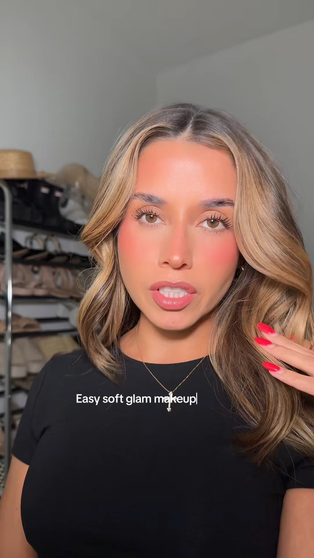 easy everyday soft makeup look💞

products used:
@Smashbox Cosmetics halo glow tinted moisturizer 
@Drunk Elephant bronzing drops
@MERIT Beauty bronzer + blush 
@Too Faced concealer + bronzer in chocolate soleil 
@Charlotte Tilbury finishing powder 
@Laura Mercier setting powder 
@Armani beauty blush in 61
@loréal paris usa telescopic mascara 
@Maybelline NY lifter liner in big lift
@makeupbymario moistureglow lip color in soft blush 


#LTKBeauty