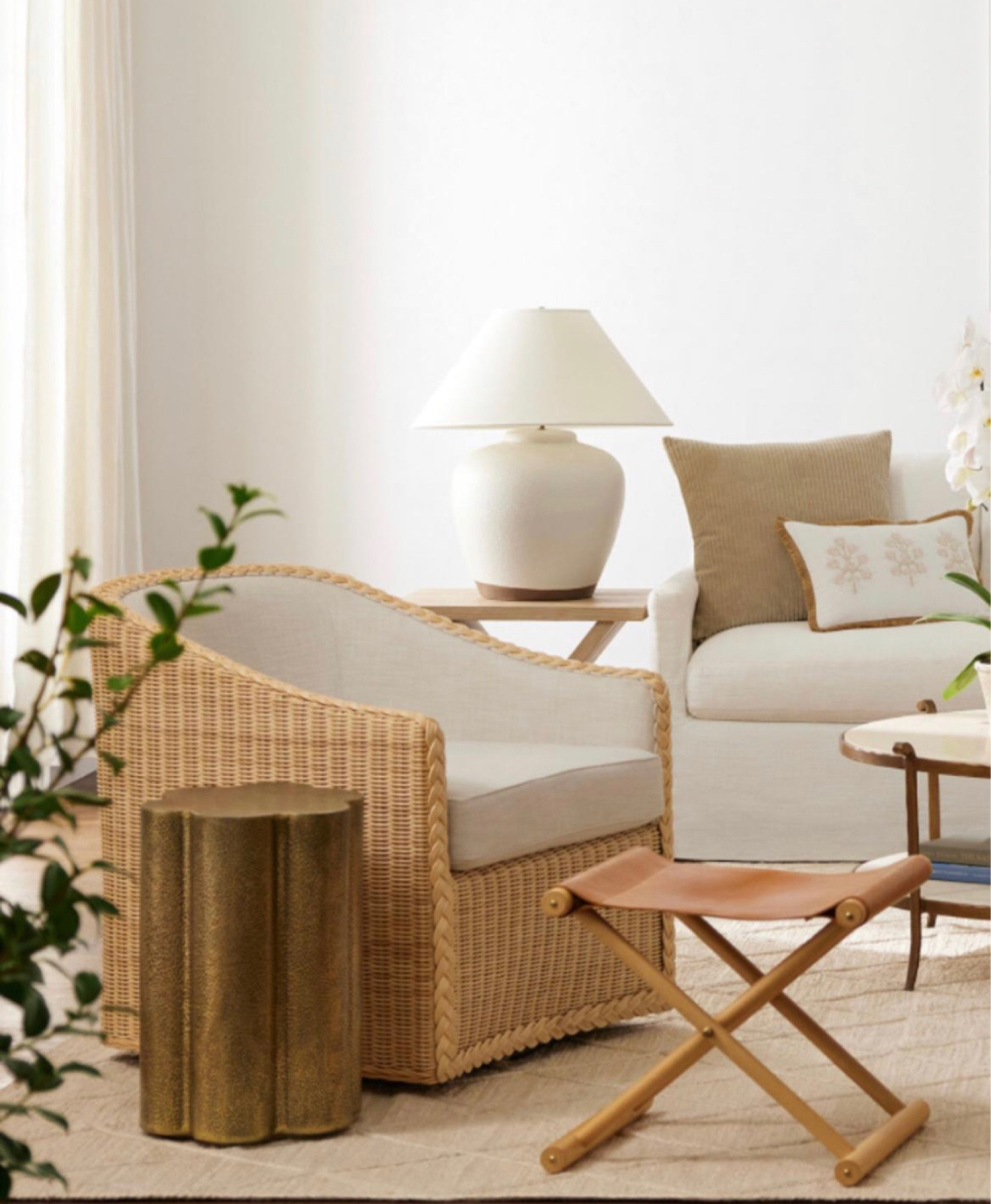 Coffee table 
Living room
Home decor 
20% off! 
#LTKhome #LTKFind #LTKsalealert