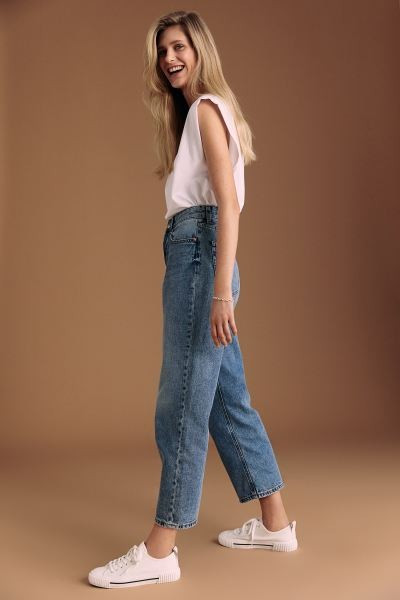 Straight High Ankle Jeans
							
							£24.99 | H&M (UK, MY, IN, SG, PH, TW, HK)