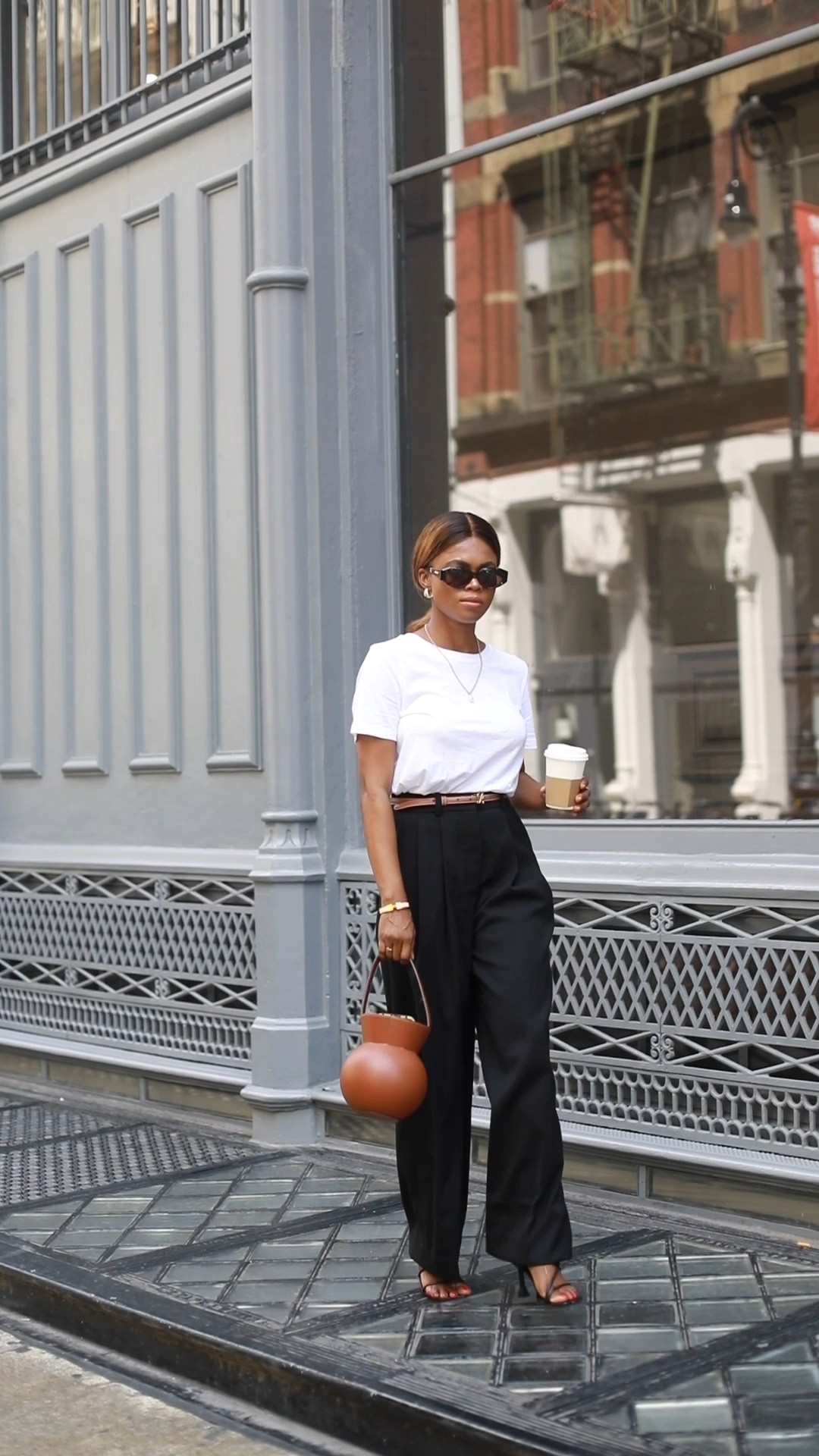 This item is an unexpected trend for Fall 22
Not seen here but it’s live on the blog : https://www.dadouchic.com/?m=1



#LTKworkwear #LTKSeasonal #LTKstyletip