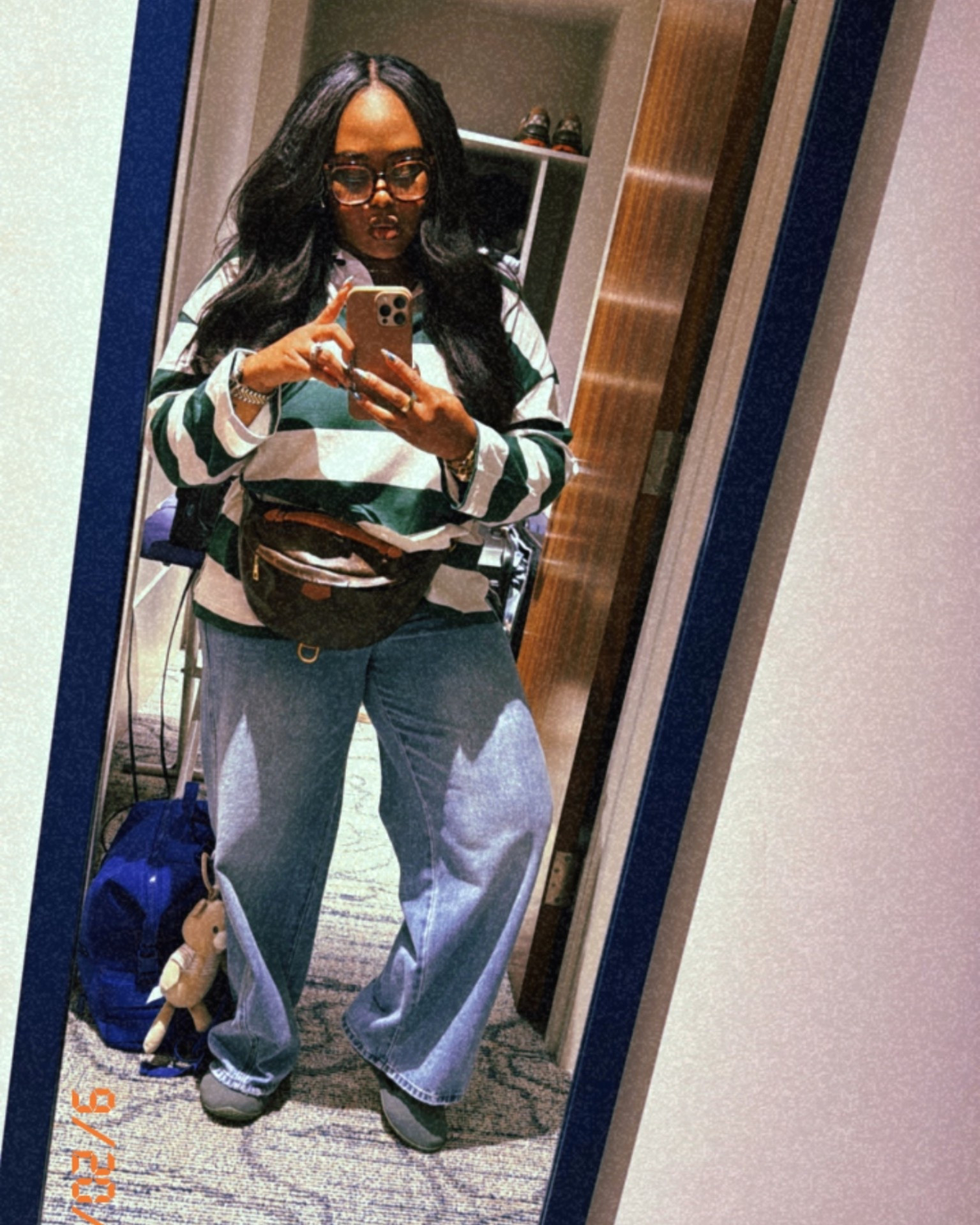 Hotel selfie check 😍 Baby bag on deck, comfy denim + oversized tee kind of day.

#LTKdayinmylife #LTKPlusSize #LTKootd