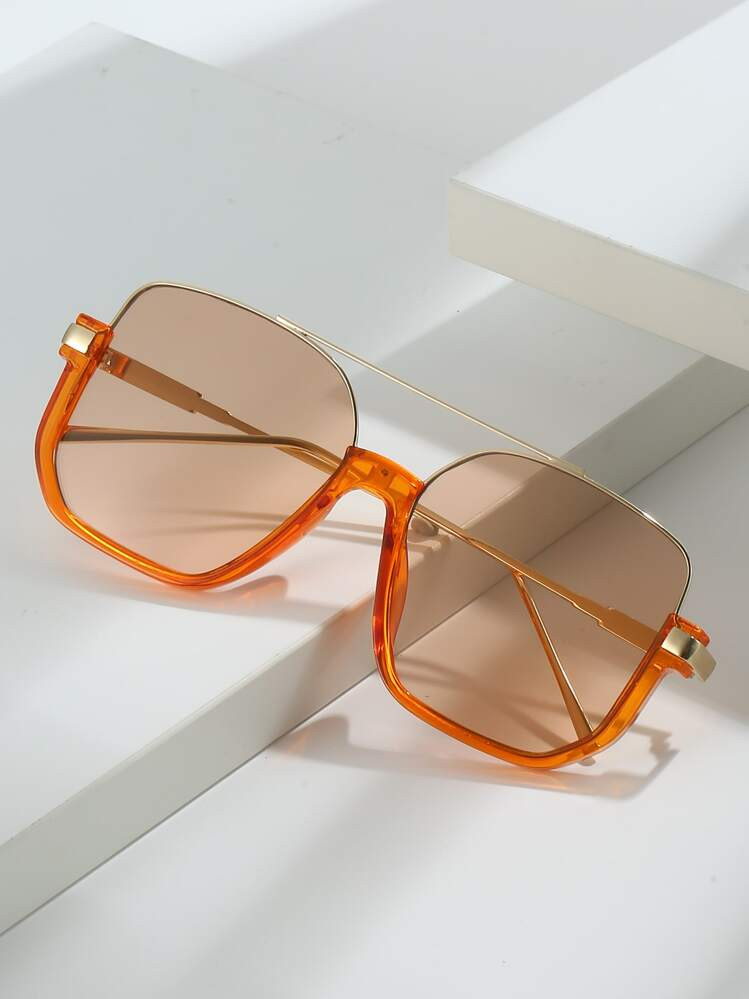 1 Pair Women Oversized Retro Vintage Fashion Glasses Beach Accessories For Women Glasses Shades Basics Fall Winter Women Outfits Clothes Business Casual Gifts Spring Summer Bright Colors For Summer Beach Vacation,Outdoor,Travel Preppy Style For Back To School | SHEIN | SHEIN
