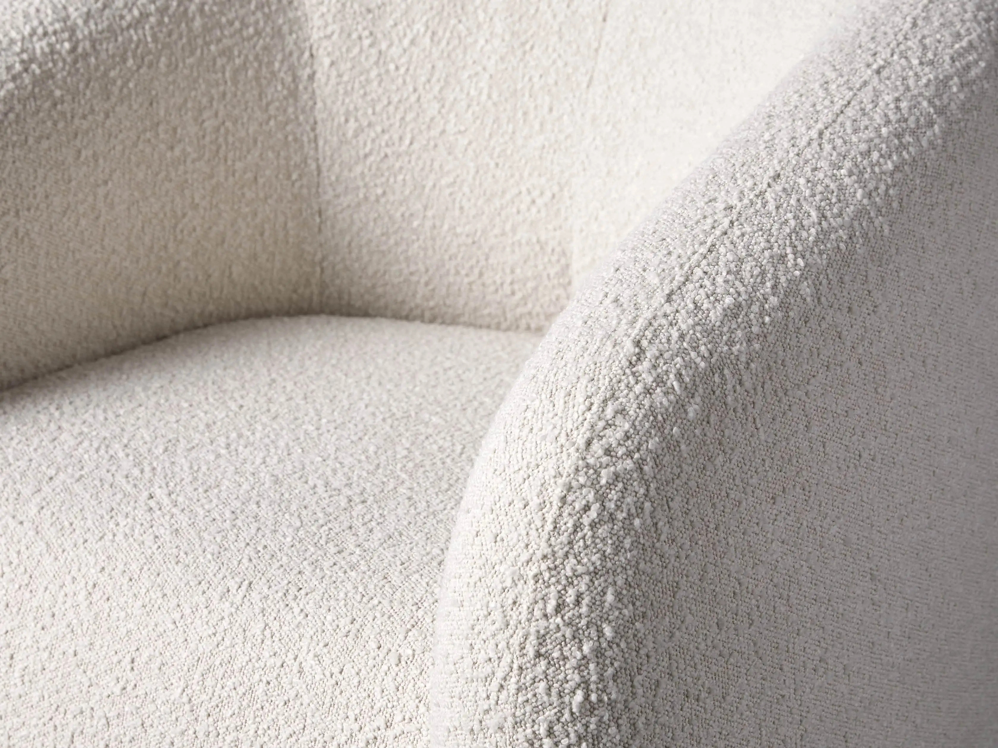 Fresno Swivel Chair | Arhaus