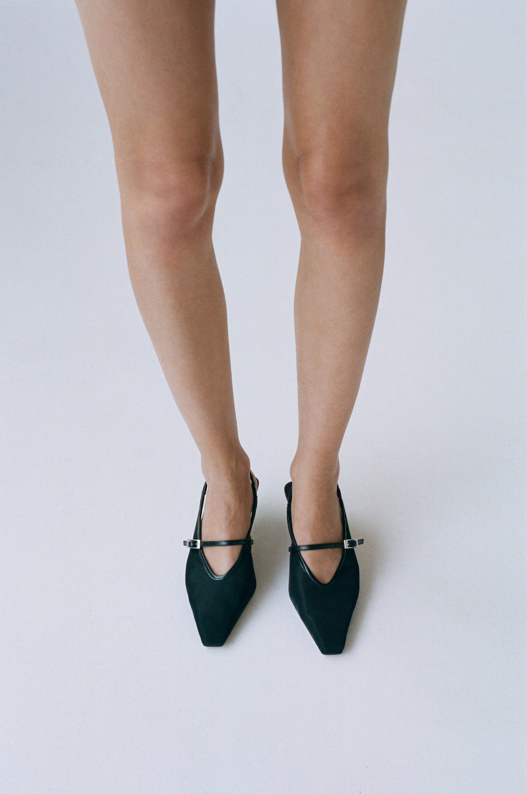 Mesh buckle stiletto-heeled shoes black - Woman - 2 - MANGO | MANGO (UK)