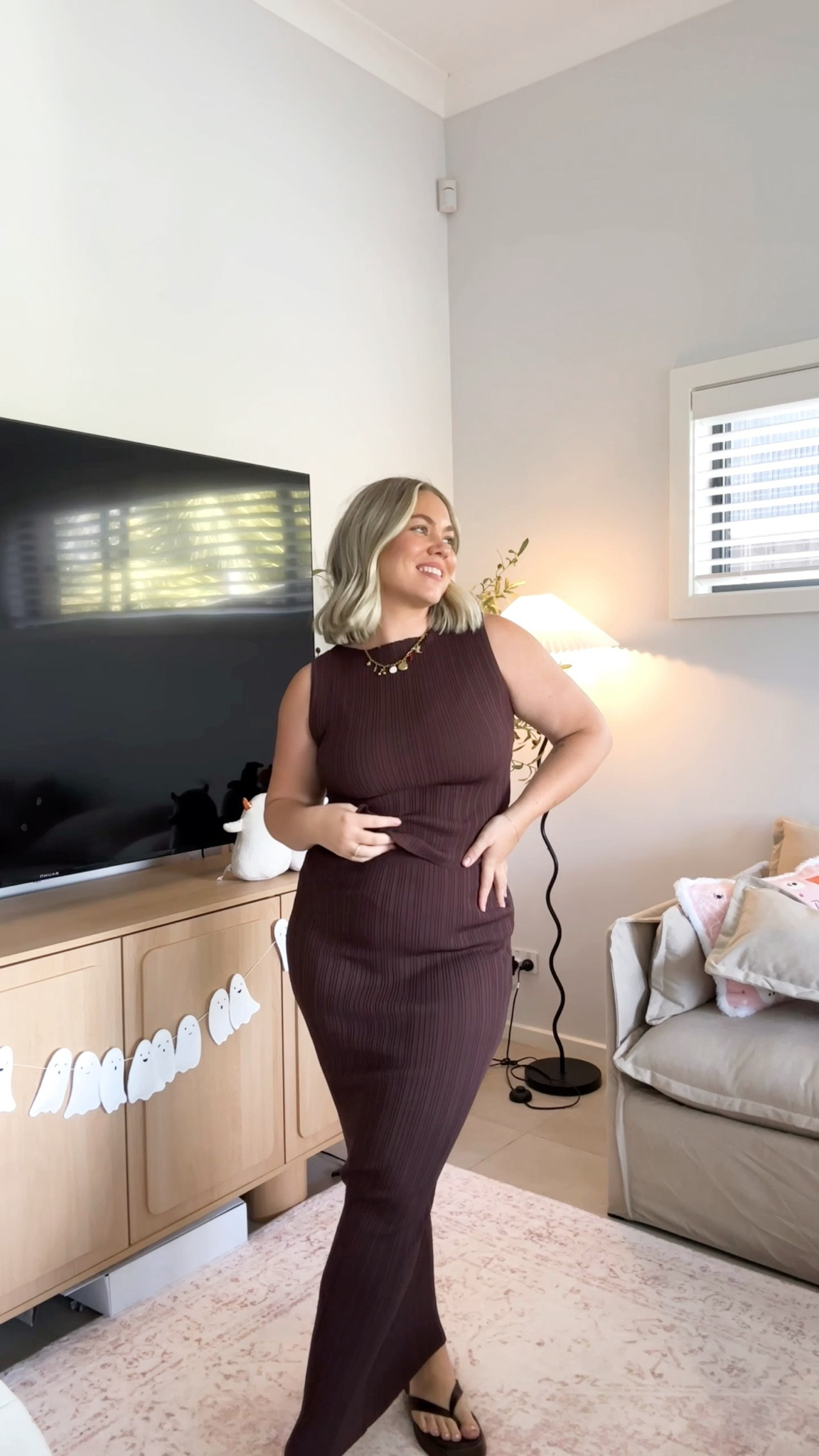 Wearing the denim shirts in a 14
Denim top in a 12
Brown set in a M/L

#LTKmidsize #LTKaustralia #LTKspring