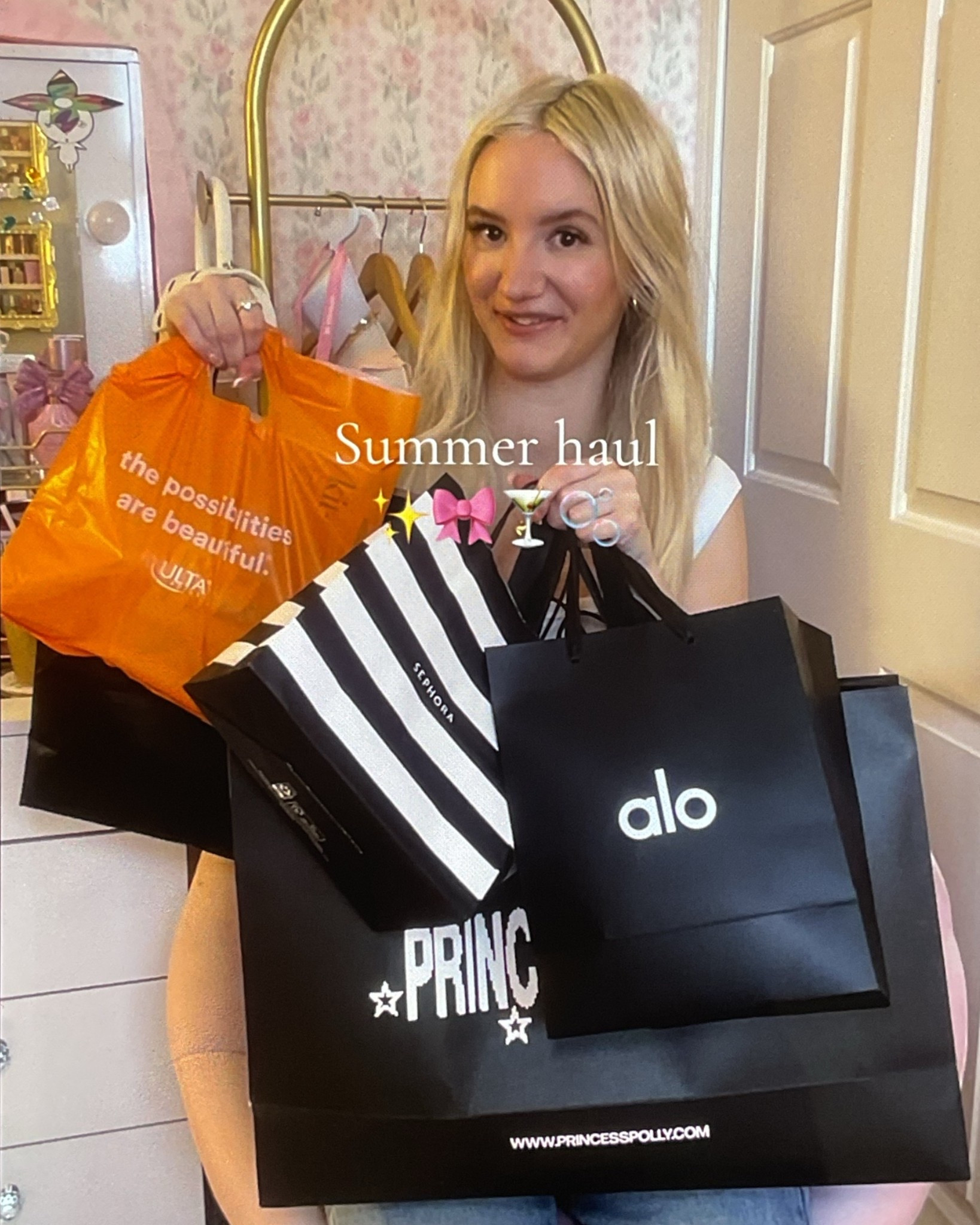 retail therapy >> #haul #shopping #unboxing #mallhaul #summeroutfits #outfitinspo

#LTKBeauty #LTKdayinmylife #LTKSeasonal
