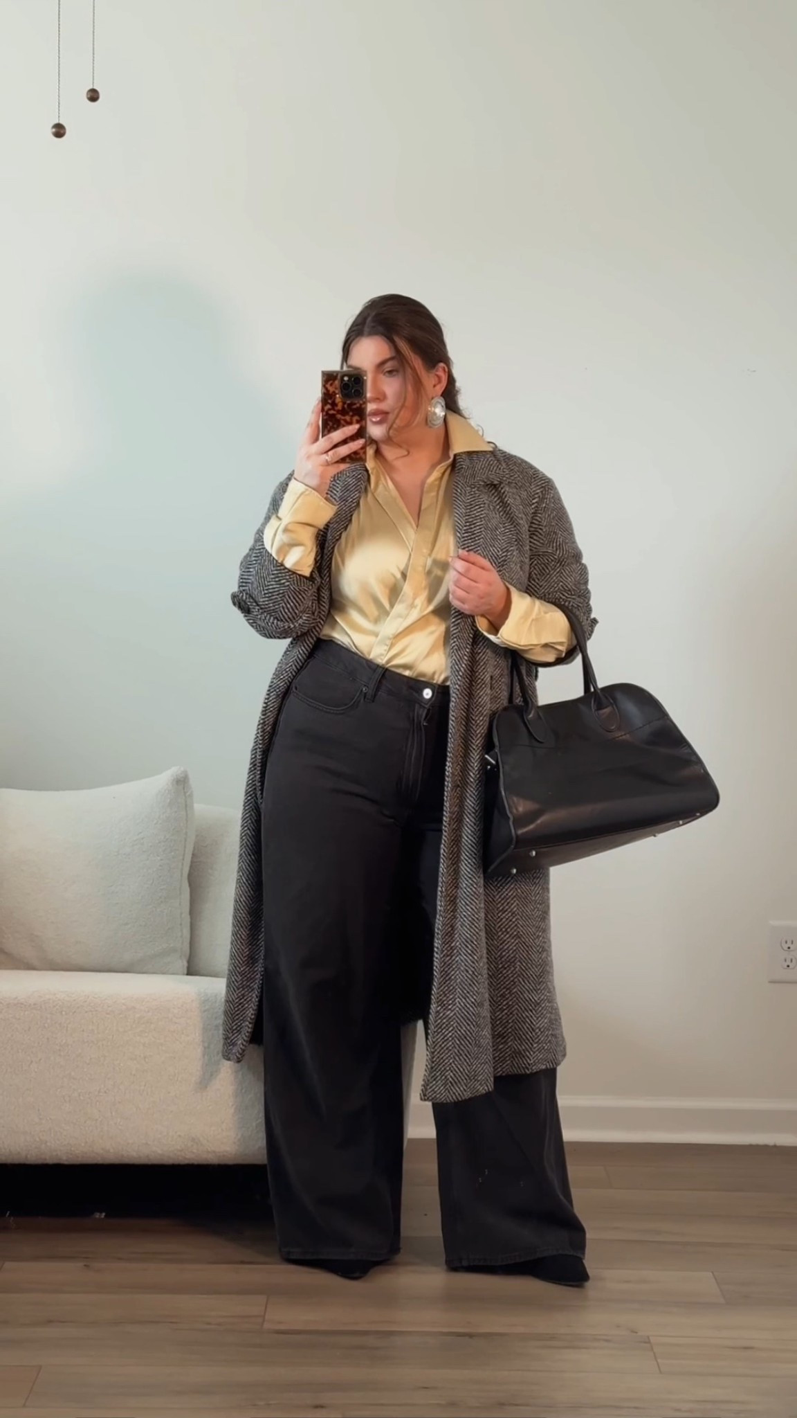 Office Outfit 🤍 

Wearing XL in the top and jacket
Wearing 33R in the jeans 

Workwear, office outfit

#LTKMidsize #LTKPlusSize #LTKWorkwear