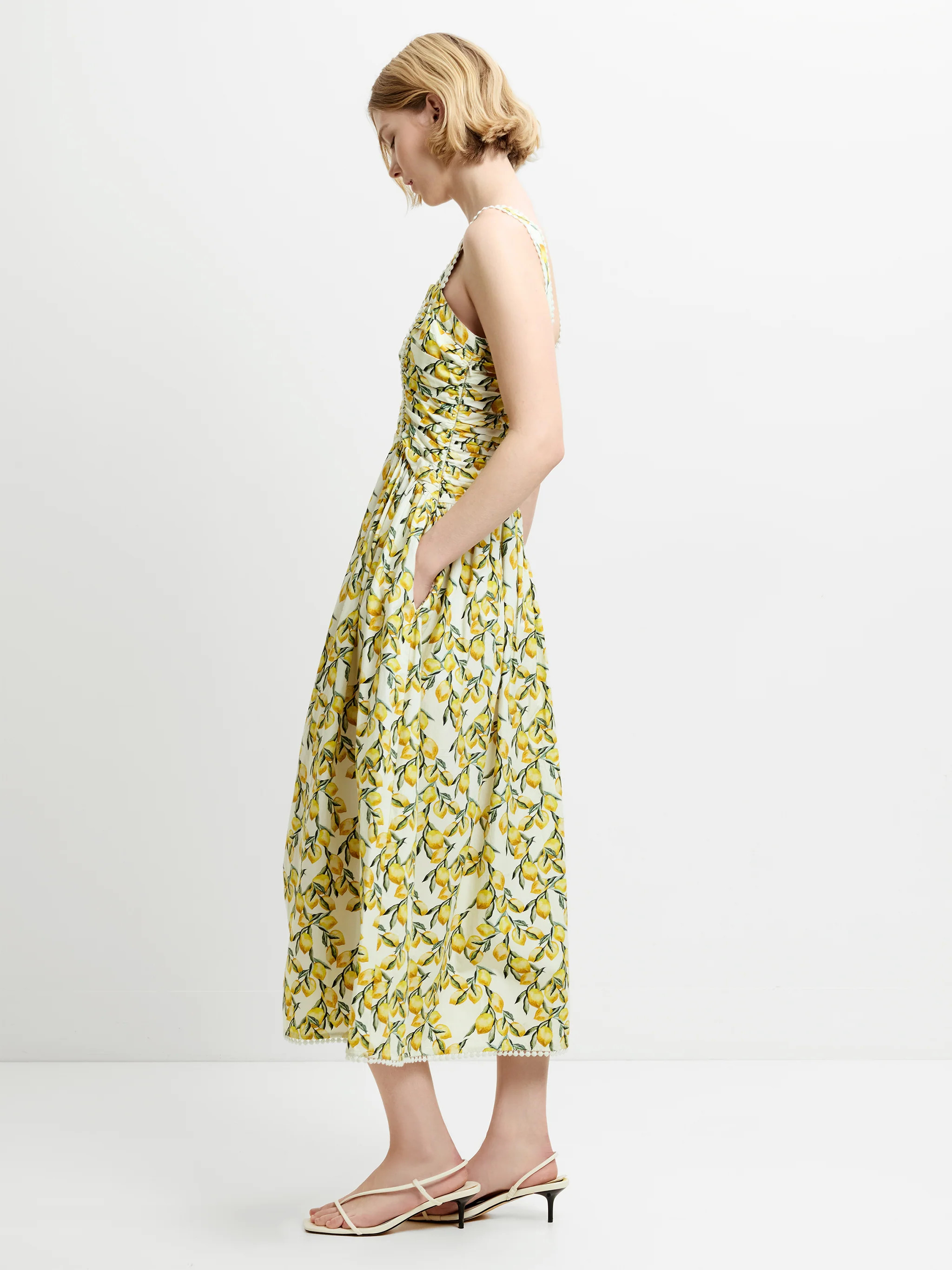 Barletta Lemon Ruched Sleeveless Midi Dress | French Connection (UK)