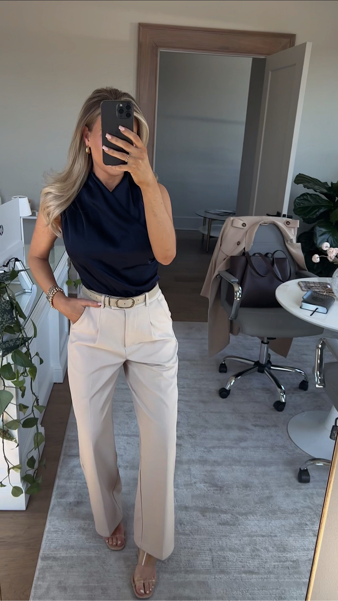 Day in the life at the office wearing this Amazon office outfit!! These trousers are so good! 
Wearing size 26! 

Workwear, work outfits, summer office outfits, business casual

#LTKootd