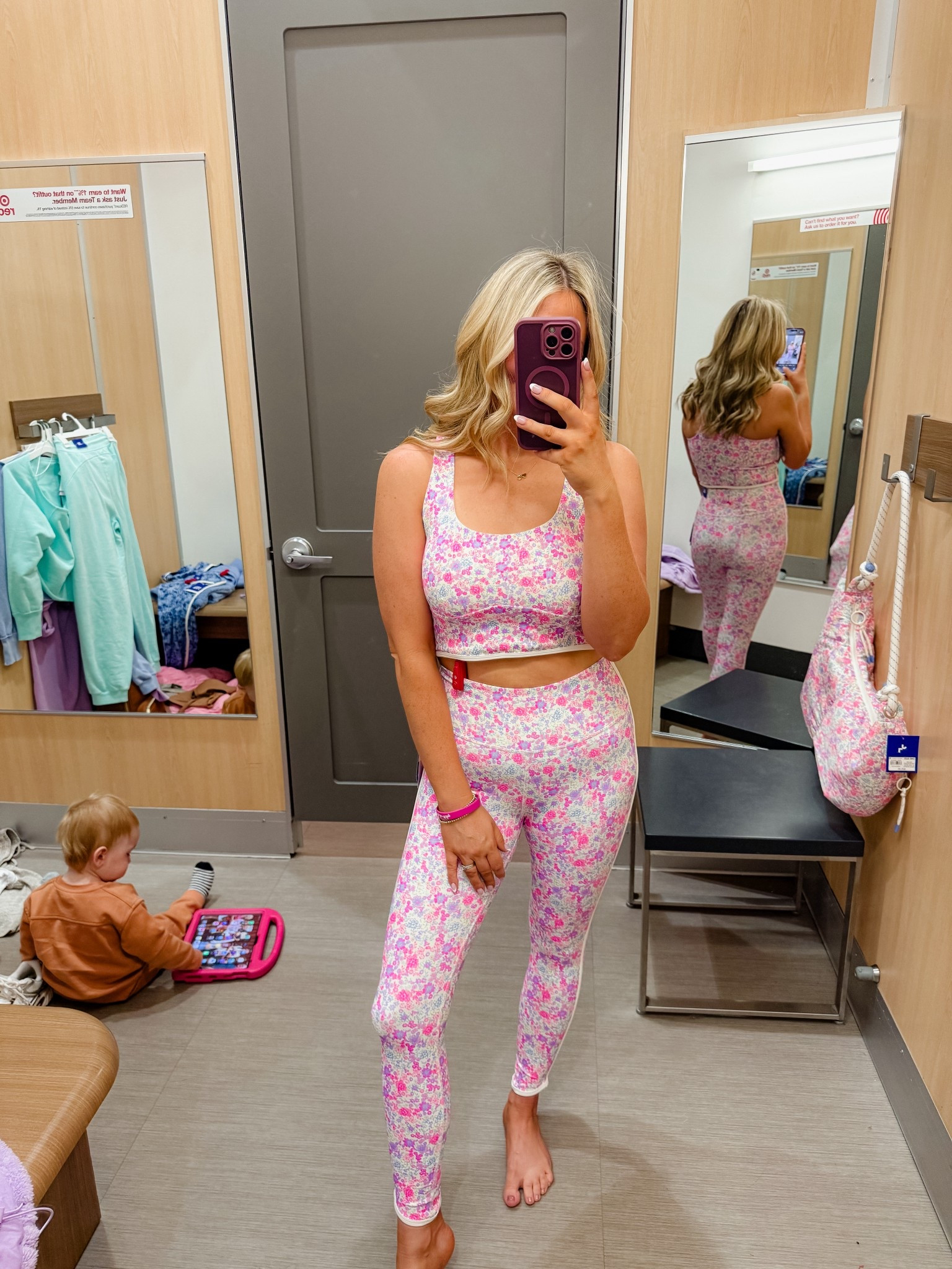 New workout set! The floral is beautiful 💕😍 size M on top, Small on bottom 

#LTKActive