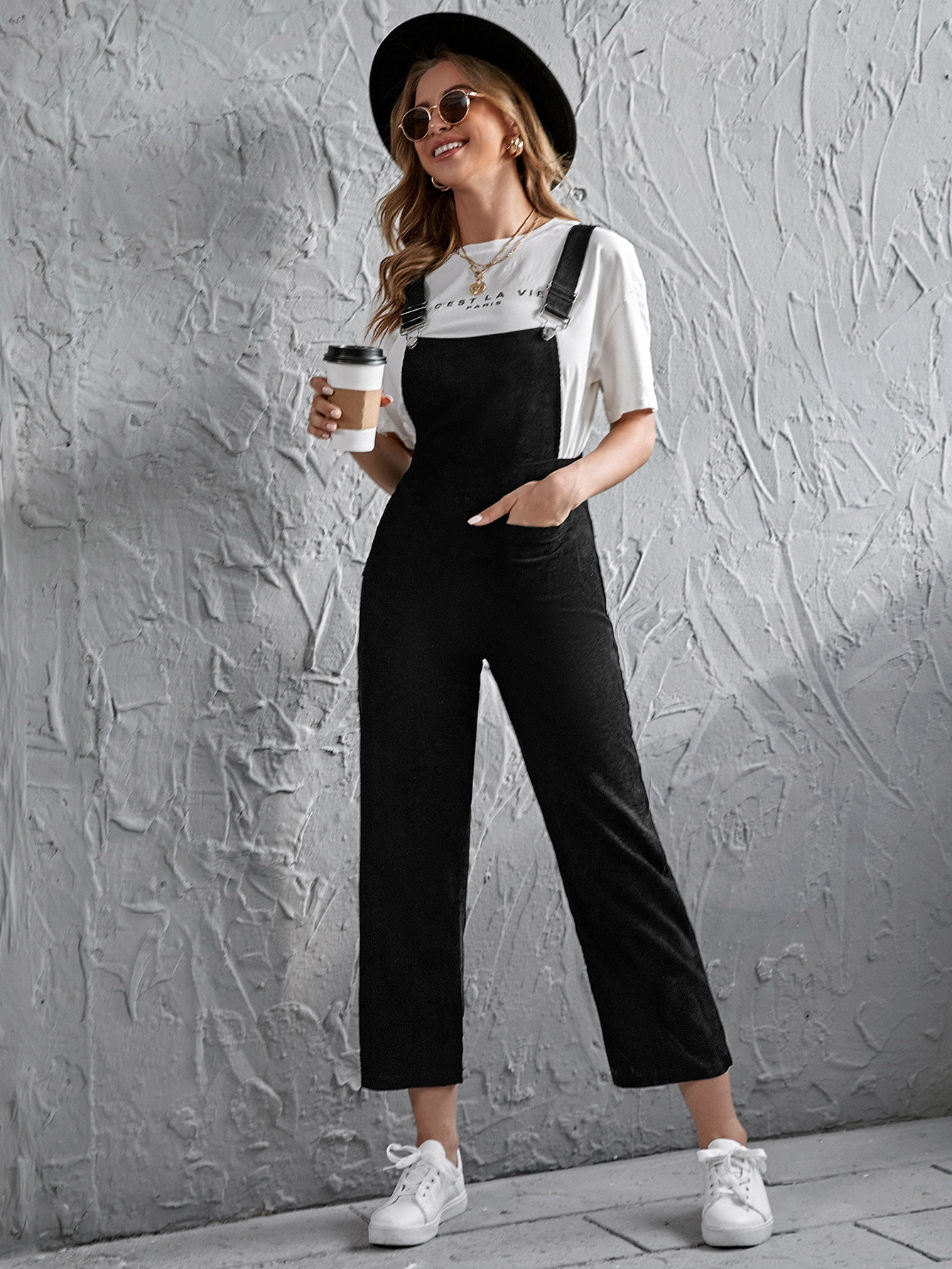 SHEIN EZwear Pocket Front Corduroy Cropped Pinafore Jumpsuit | SHEIN
