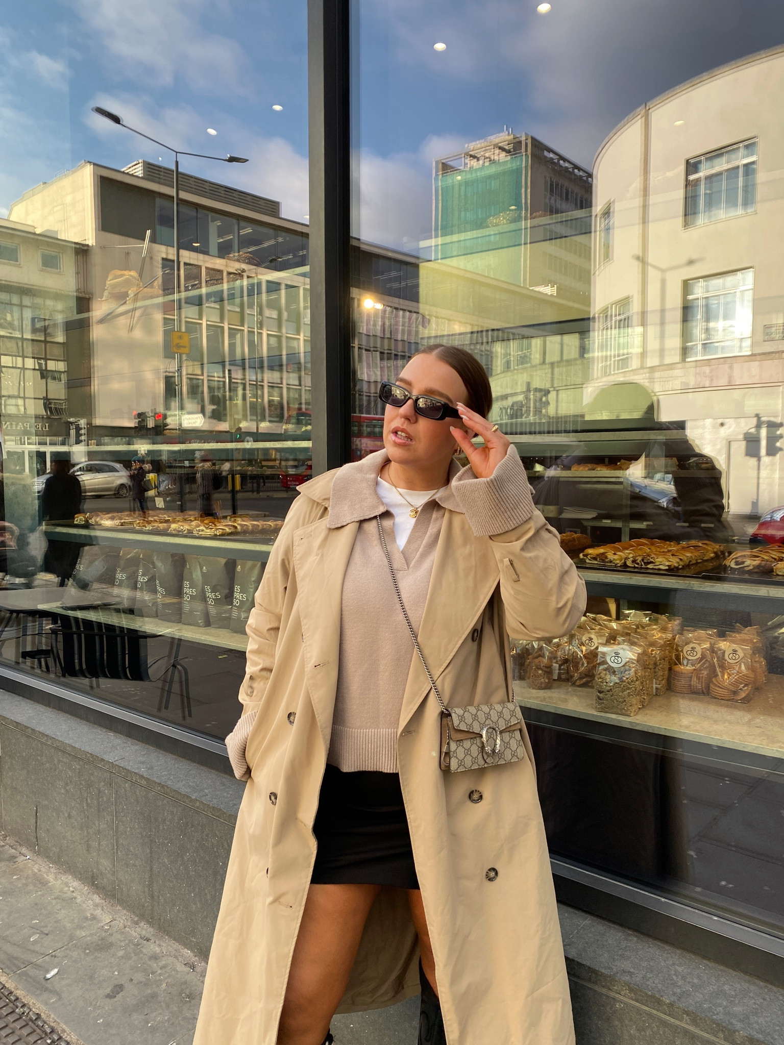 Trench coat season 🫶🏻

#coolgirlstyle #hmxme #hm #offdutystyle 

#LTKeurope #LTKfit #LTKstyletip