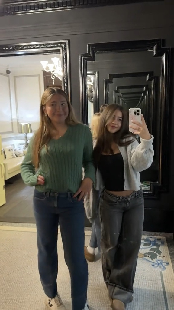 straight from the plane to the eiffel eiffel tower💋💋 im so grateful for life🤗

#LTKStyleTip #LTKTravel #LTKVideo