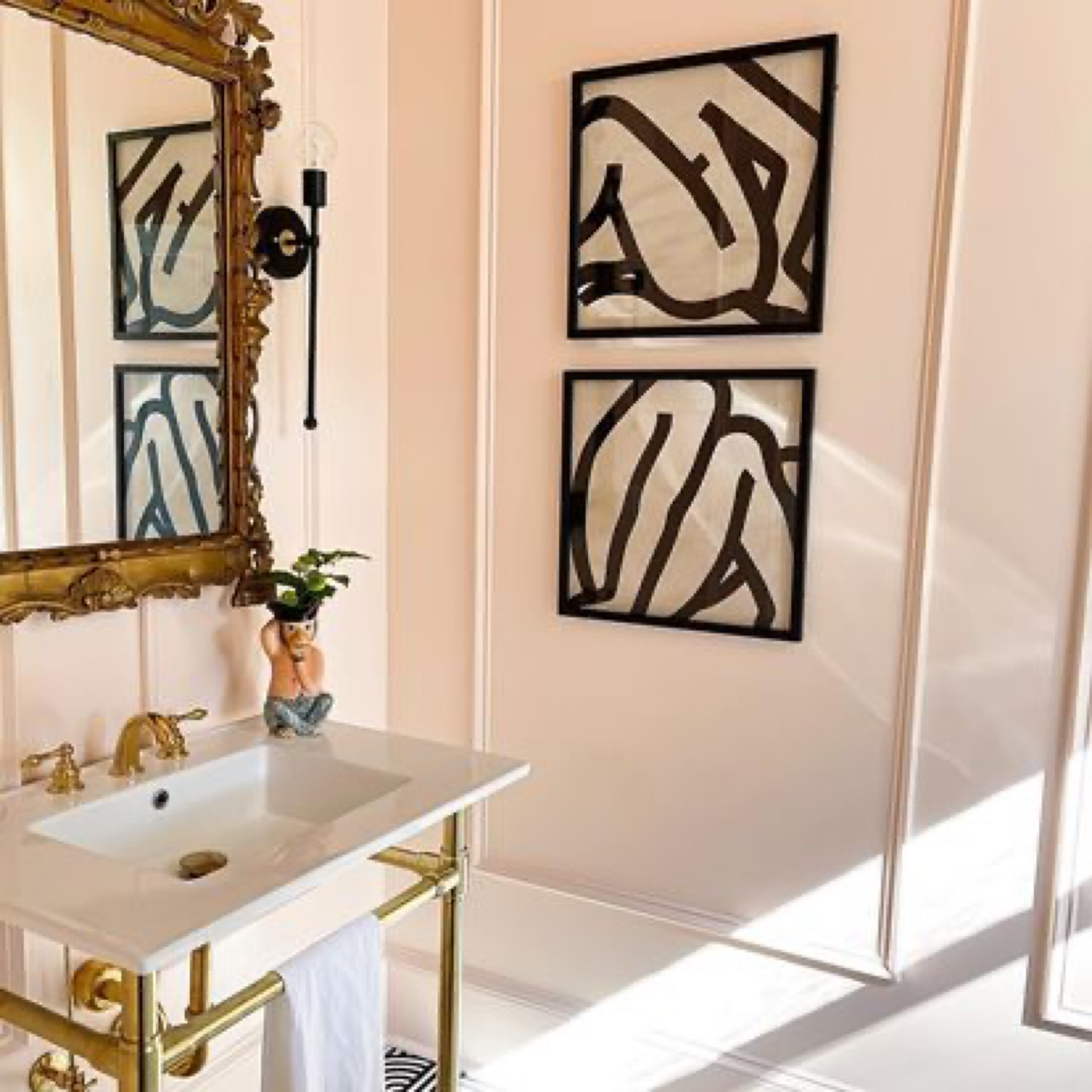 When the lighting is so good, its the entire mood!

#LTKFamily #LTKHome