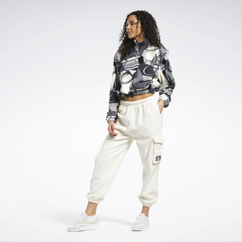 Classics Winter Print Half-Zip Sweatshirt | Reebok (US)