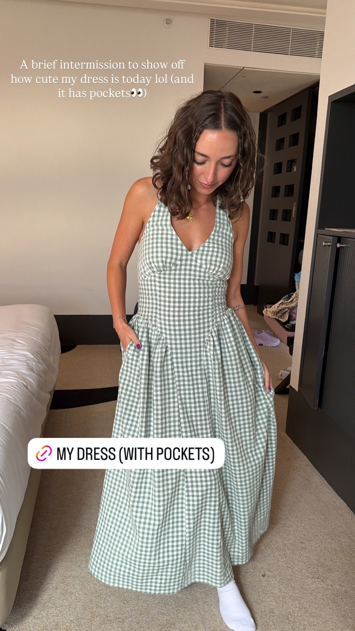Who doesn’t love a dress with pockets!! 😍

#LTKdayinmylife #LTKgrwm #LTKSeasonal