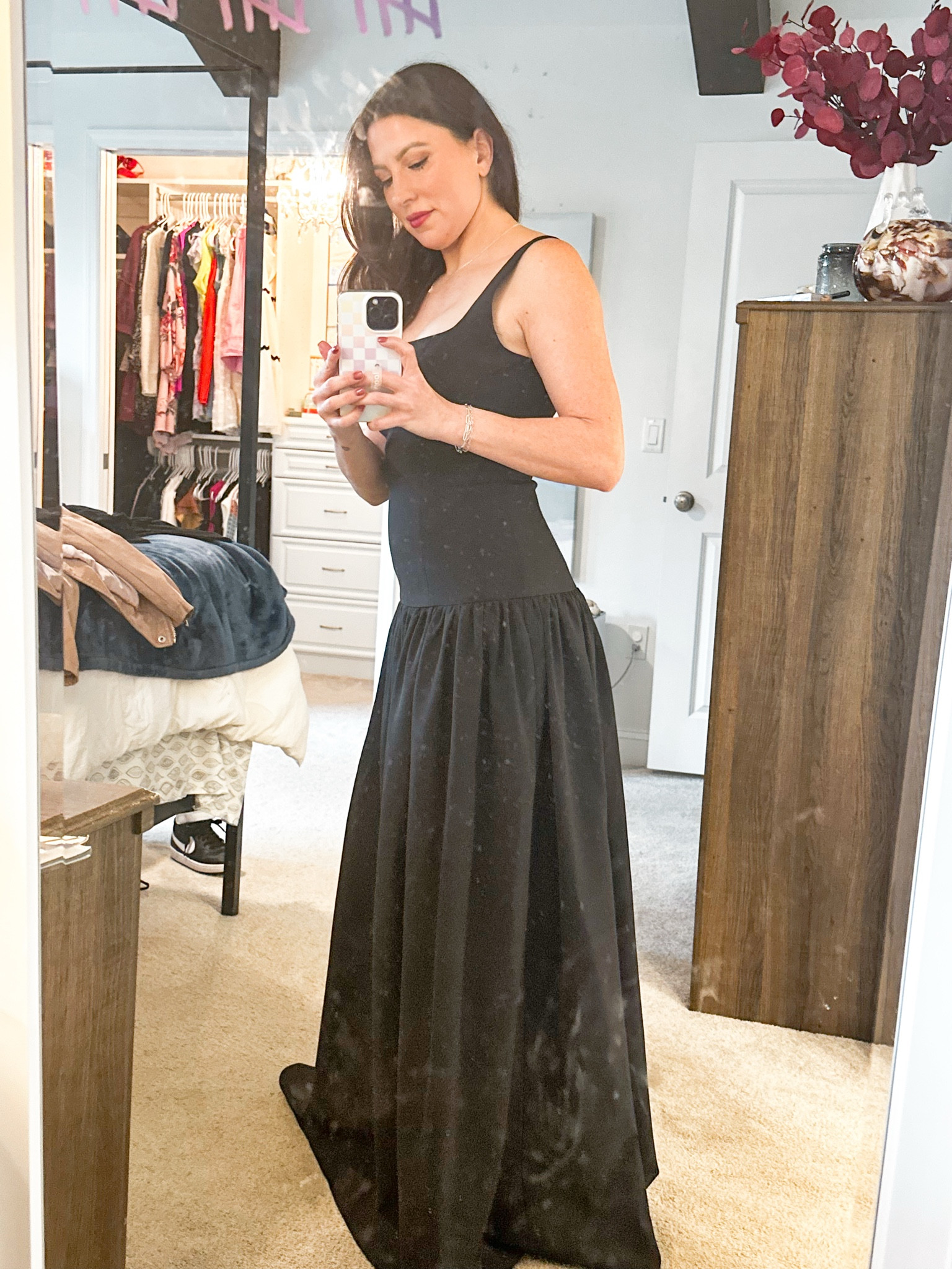 Timeless elegance meets modern chic This black formal dress is your go-to for any evening event or holiday party. Classic, flattering, and oh-so-versatile, it’s perfect for turning heads. Shop this look and more with the link in bio! 💃 #LTKStyletip #FormalOutfitGoals #LittleBlackDress

#LTKHoliday