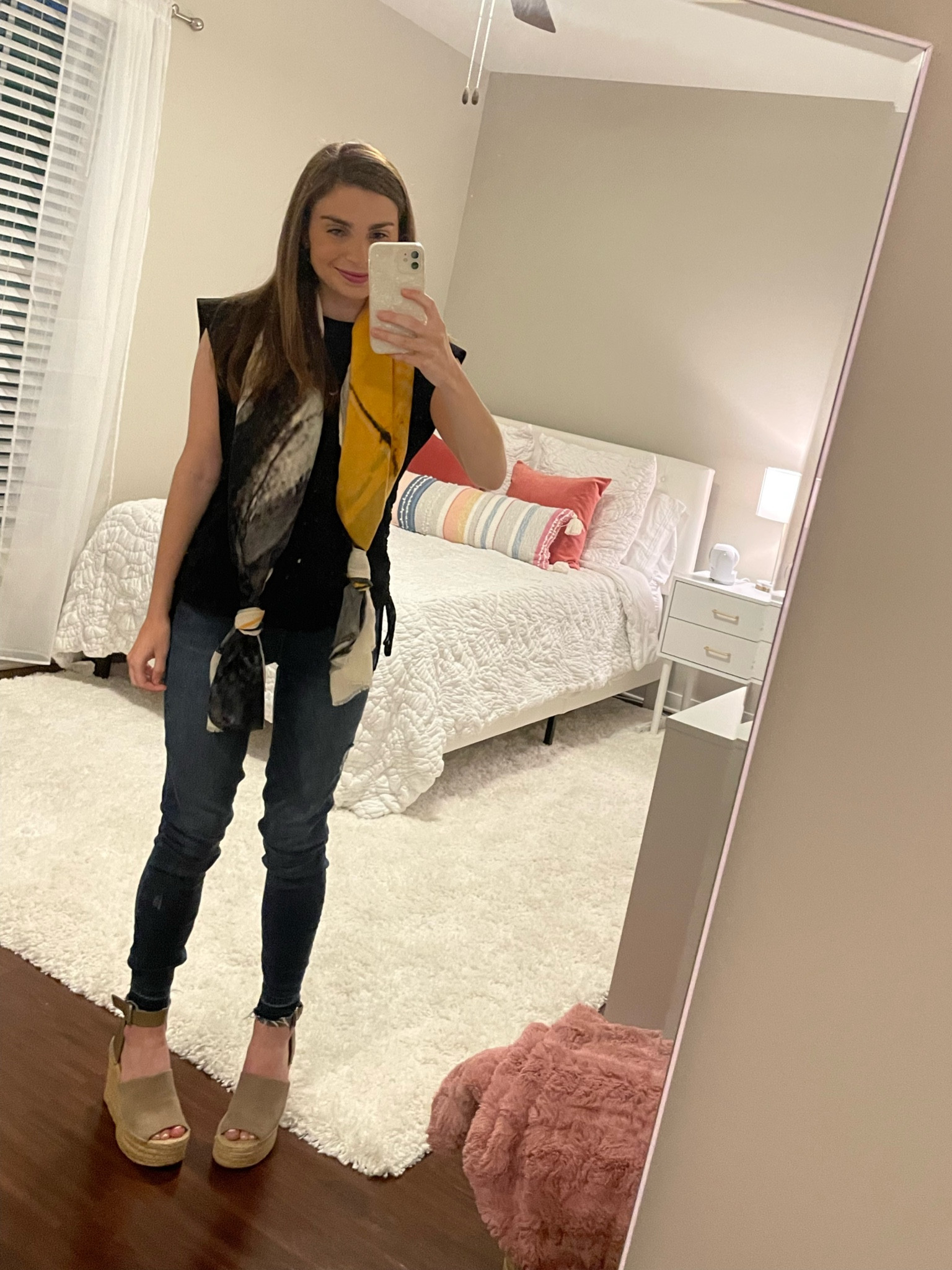 What I wore to dinner with friends the other night🖤🖤

#LTKunder100 #LTKunder50 #LTKfit