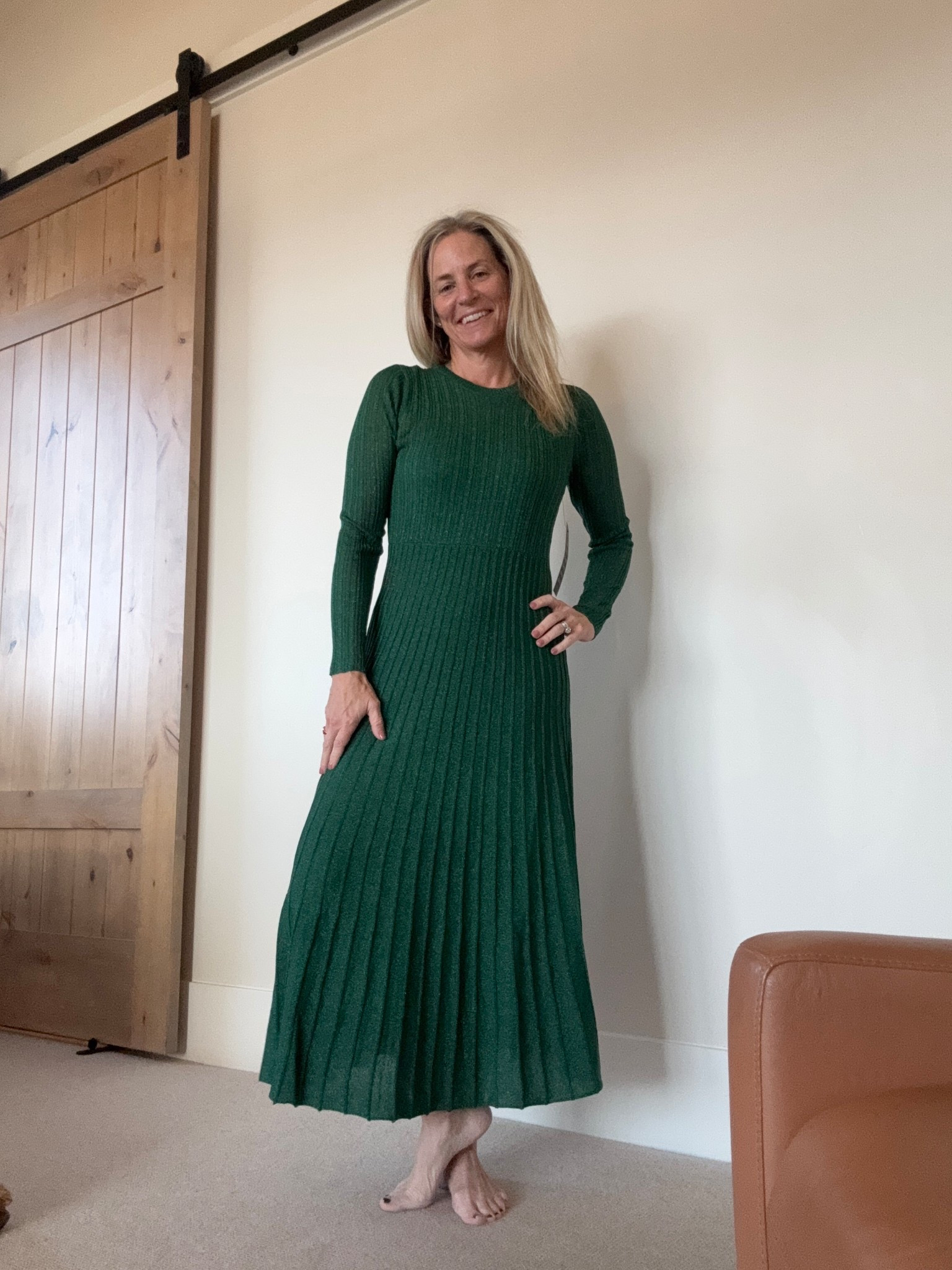 Holiday looks- slightly sparkly green dress with pleated flare!

#LTKHoliday #LTKSeasonal #LTKOver40