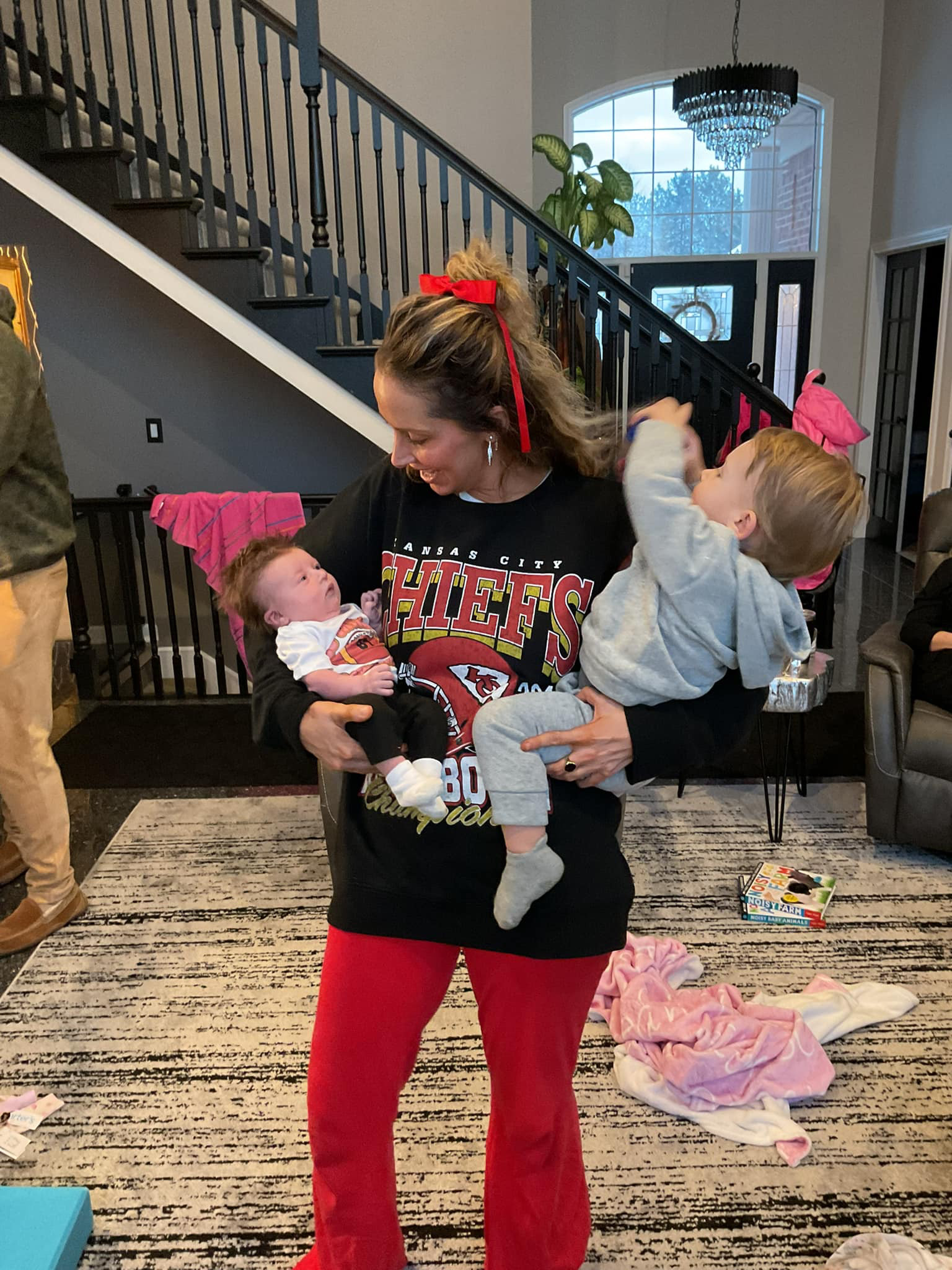 rooting for taylor’s boyfriend, obviously ❤️💛🏈

 

#LTKSeasonal #LTKActive #LTKSpringSale